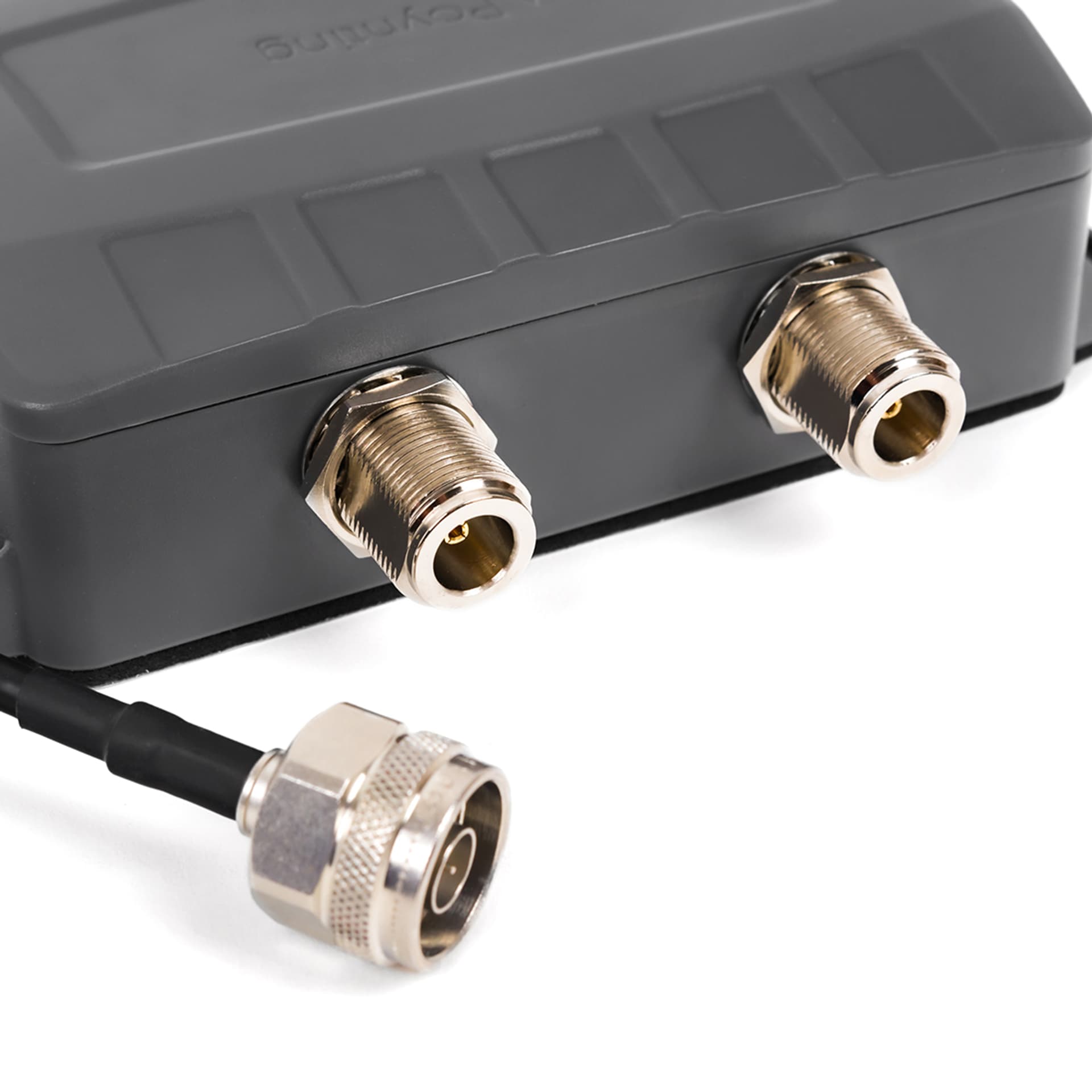 

2-drożny splitter GSM Poynting SPLT-16-V1-01 N