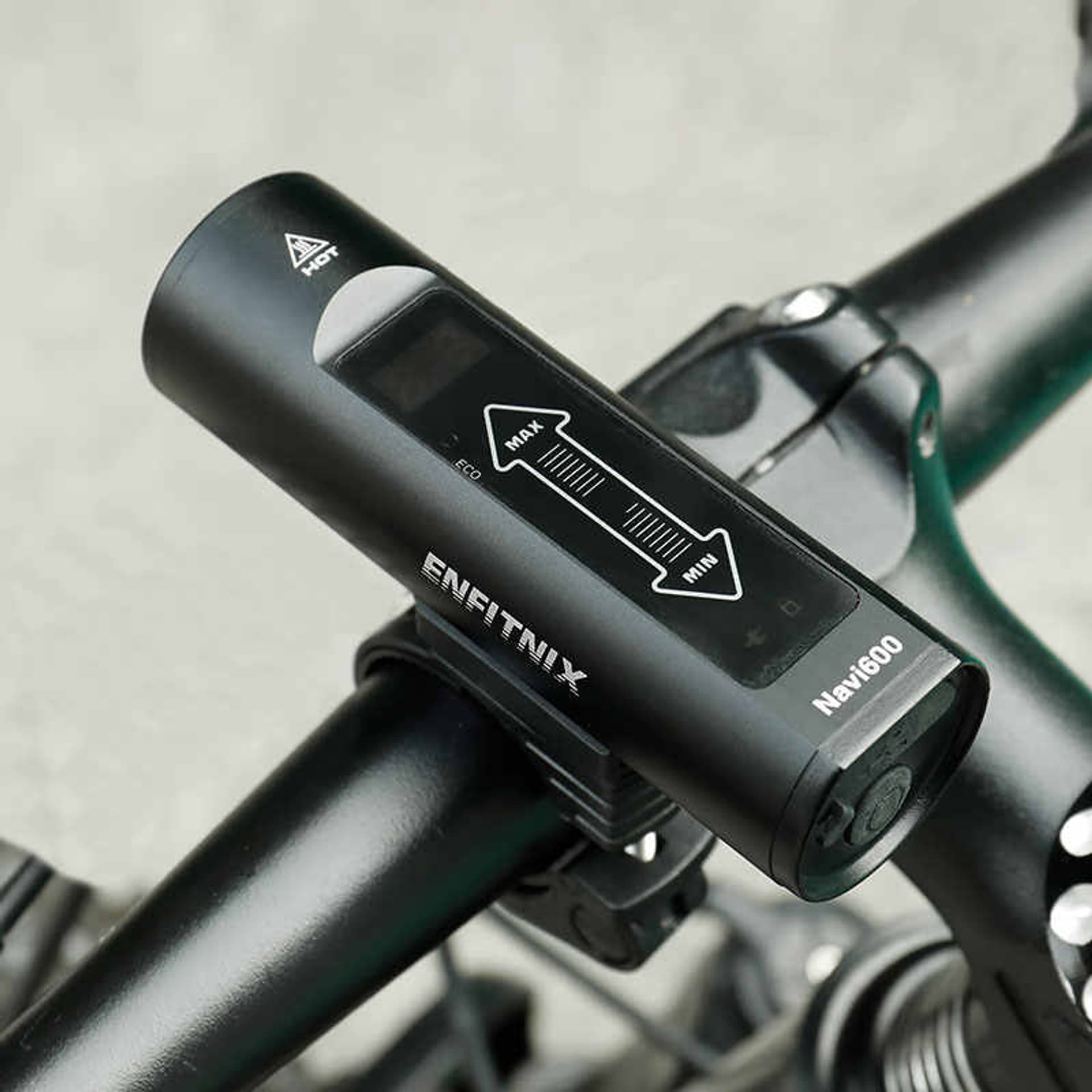

Przednia lampka rowerowa Navi600 3350mAh 600lm
