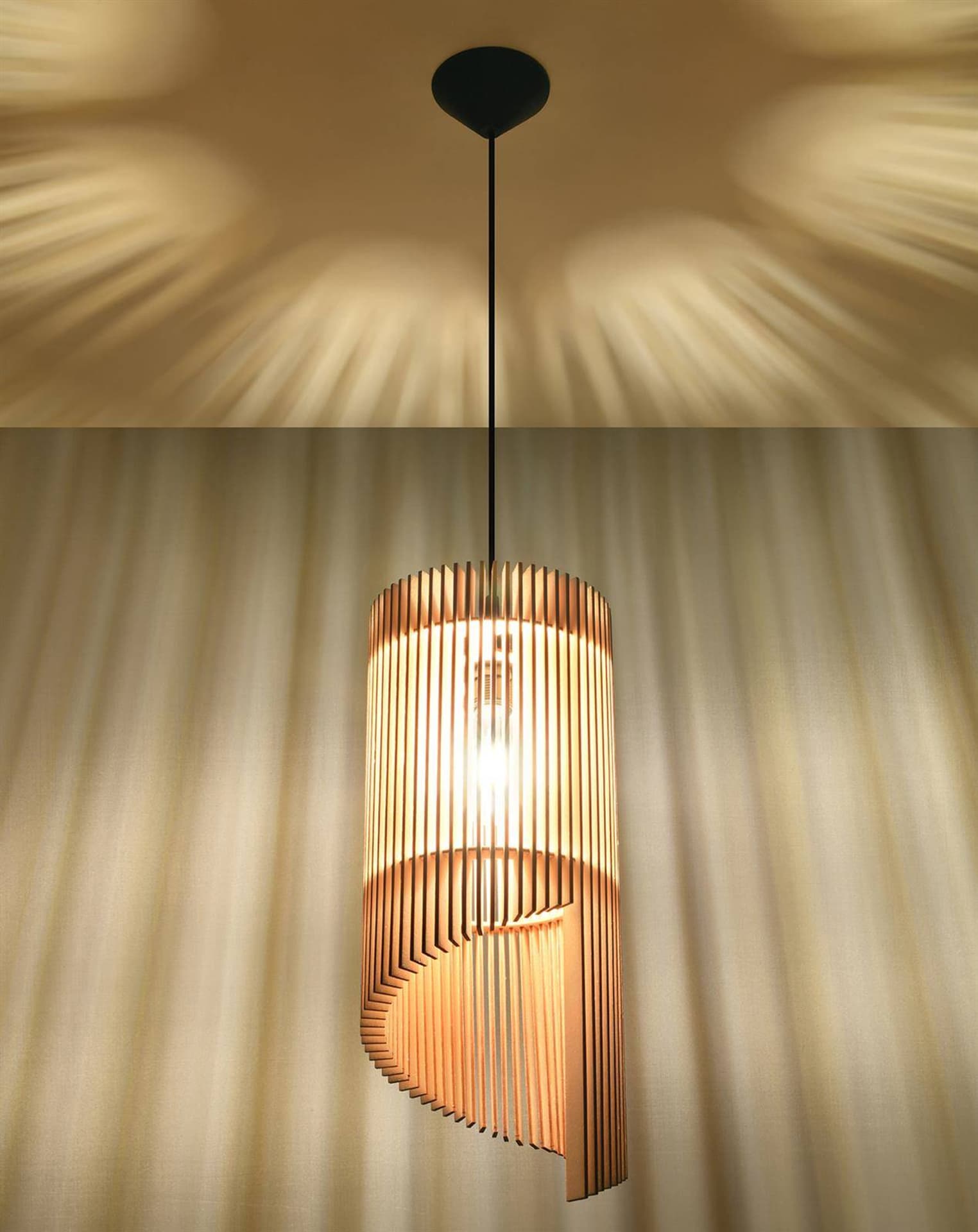 

Lampa wisząca ALEXIA