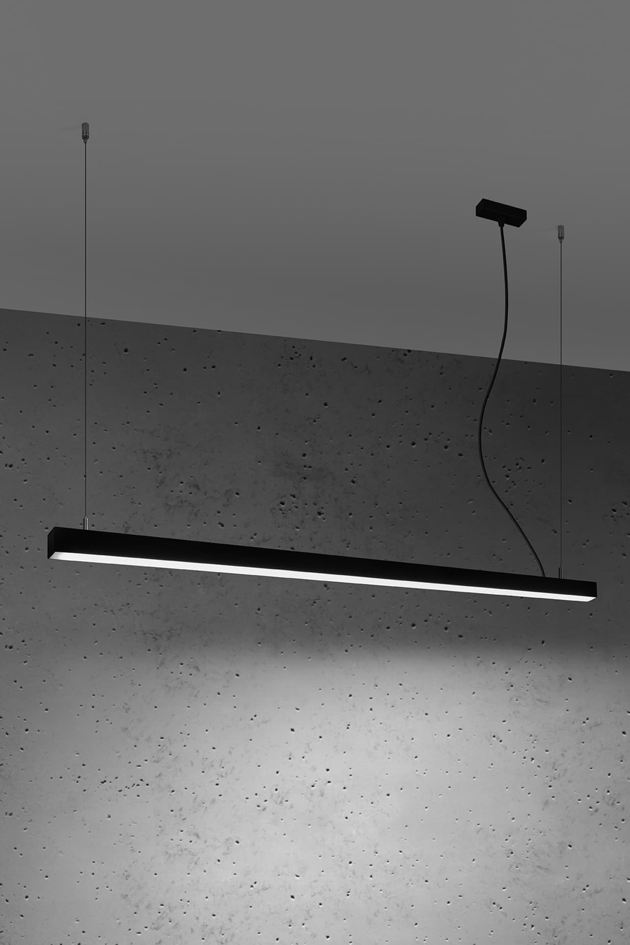 

Lampa wisząca PINNE 150 czarna 4000K