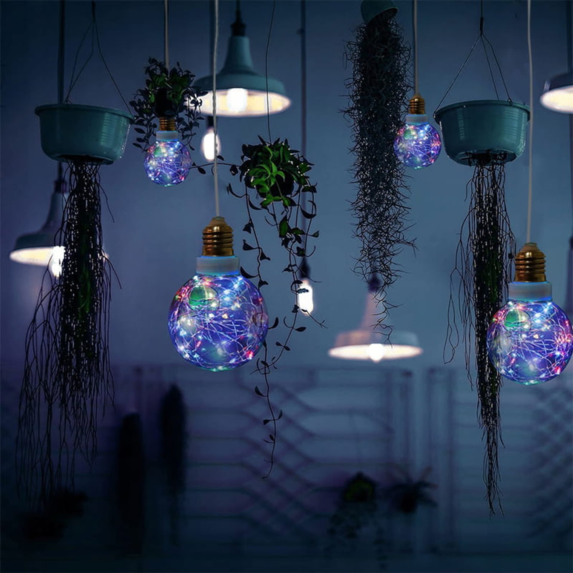 

Bombka RGB Żarówka 8cm 20 LED E16A