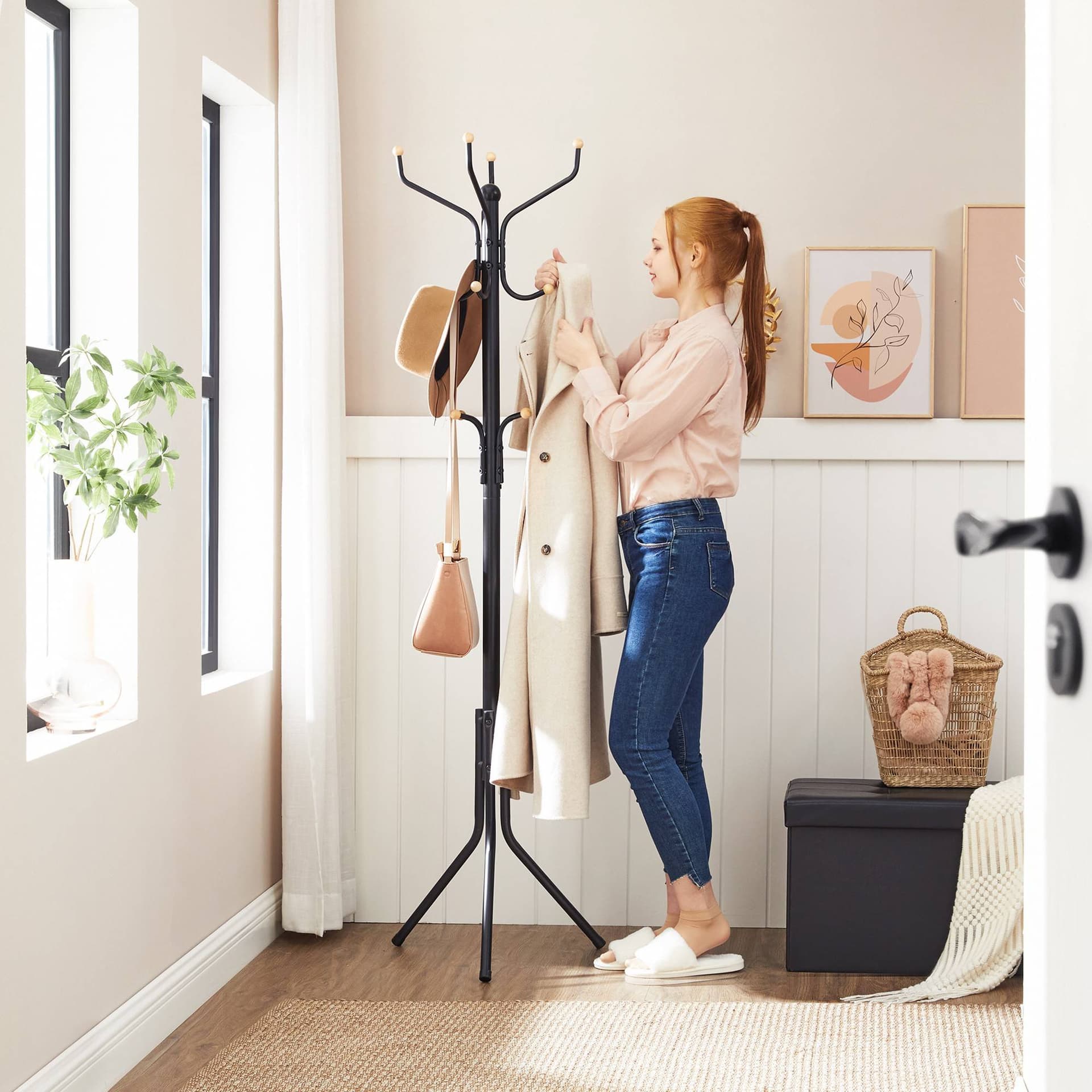 

Wieszak stojący na ubrania kurtki LOFT 182 cm