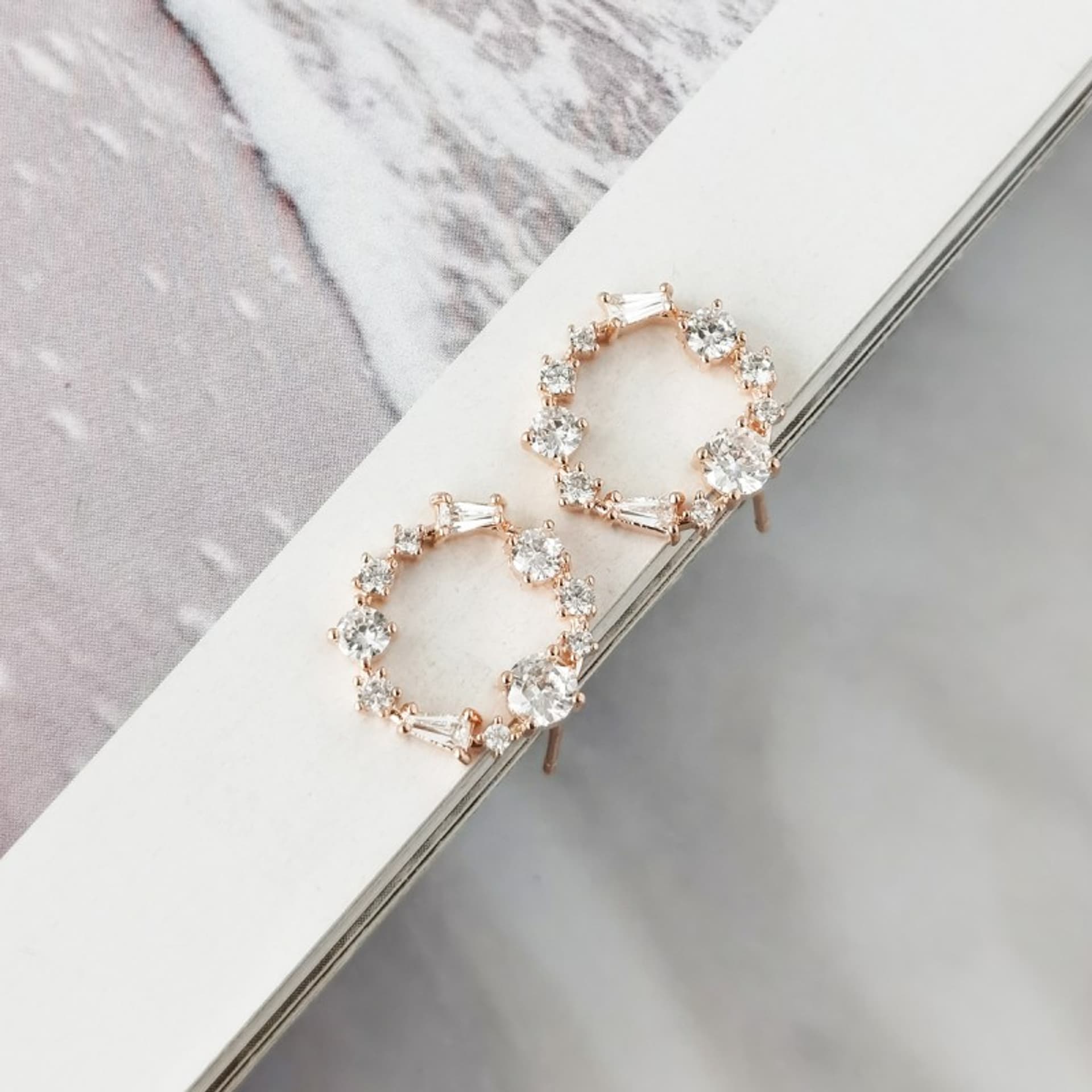 

Kolczyki ze stali chirurgicznej ROSE GOLD KST1681RZ