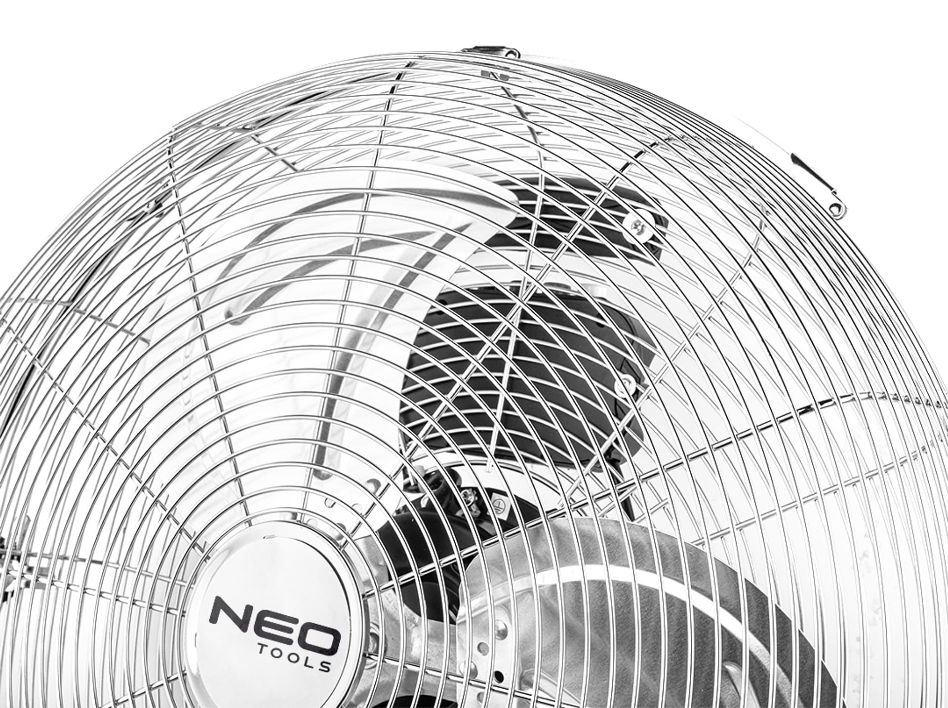

Wentylator podłogowy 100W, średnica 45 cm, 3 prędkości nawiewu
