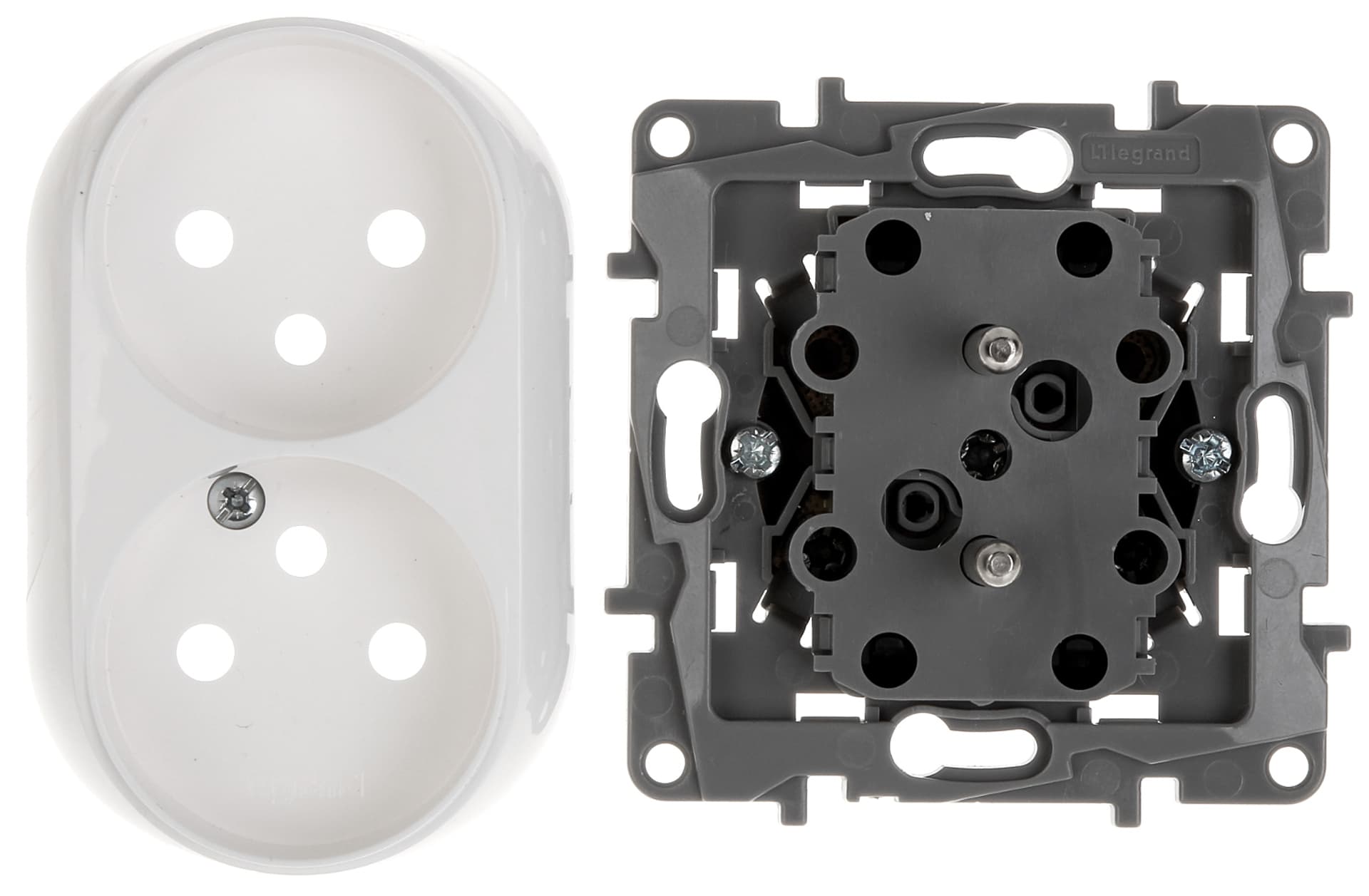 

GNIAZDO PODWÓJNE LE-764542 Niloe 230 V 16 A LEGRAND