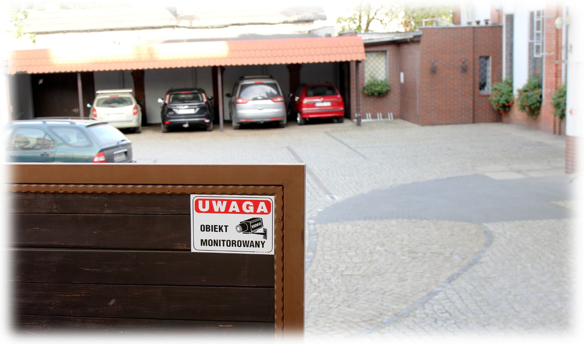 

TABLICA T-25X17