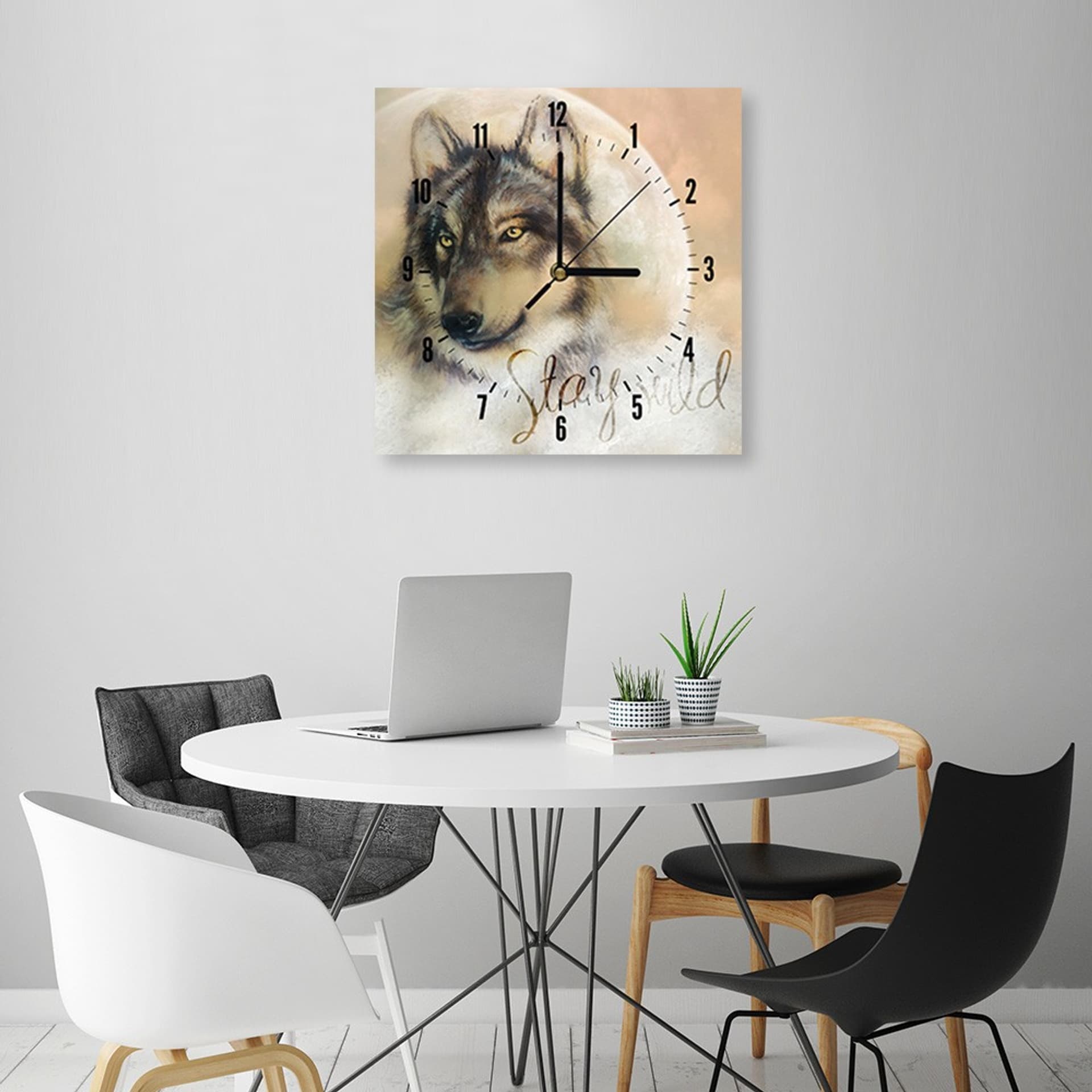 

Obraz z zegarem, Stay wild (Rozmiar 80x80)