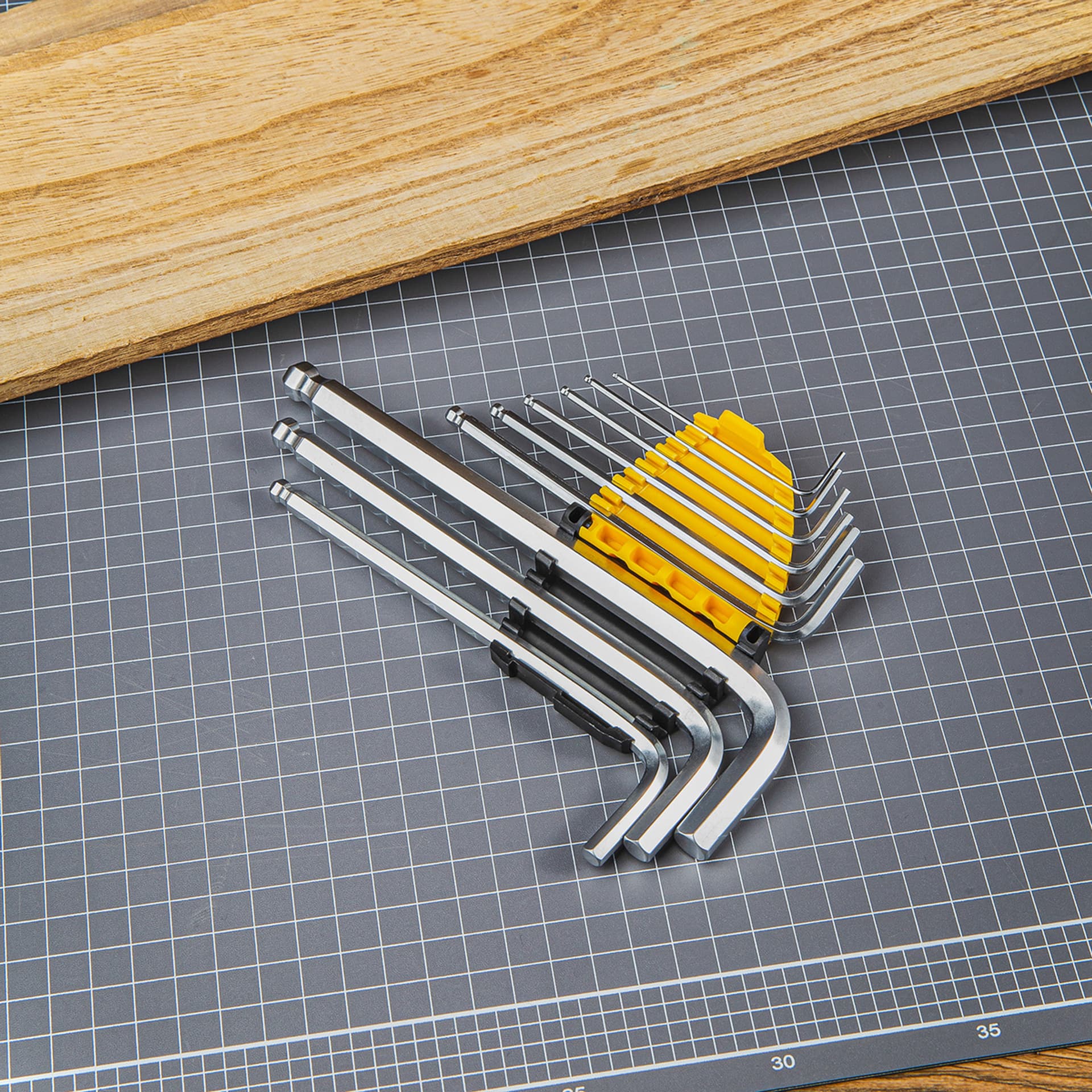 

Zestaw kluczy imbusowych długich Deli Tools EDL3088, 1.5-10mm (srebrny)