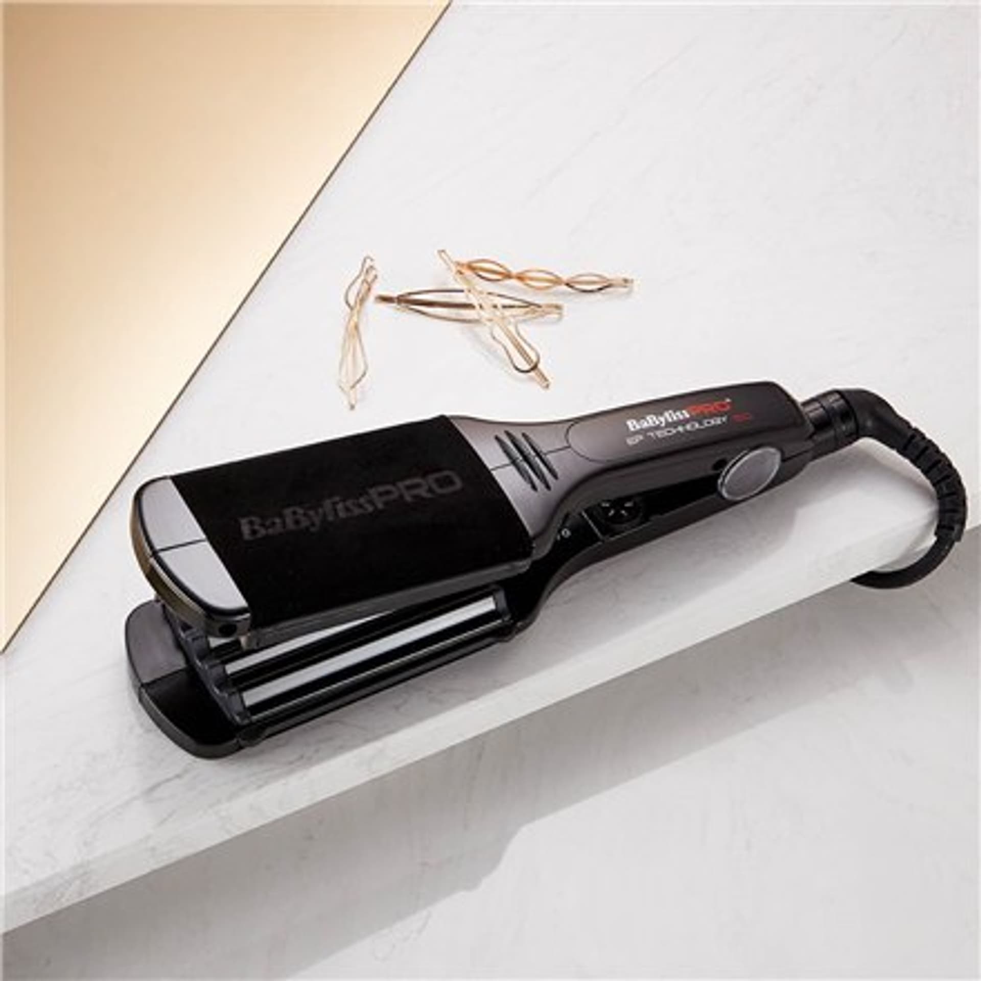 

BABYLISS PRO Heating Brushes-Curling iron EP TECH 60MM CRIMPING IRON BAB2512EPCE Temperature (min) 120 °C, Temperature (max) 200, Max) 20