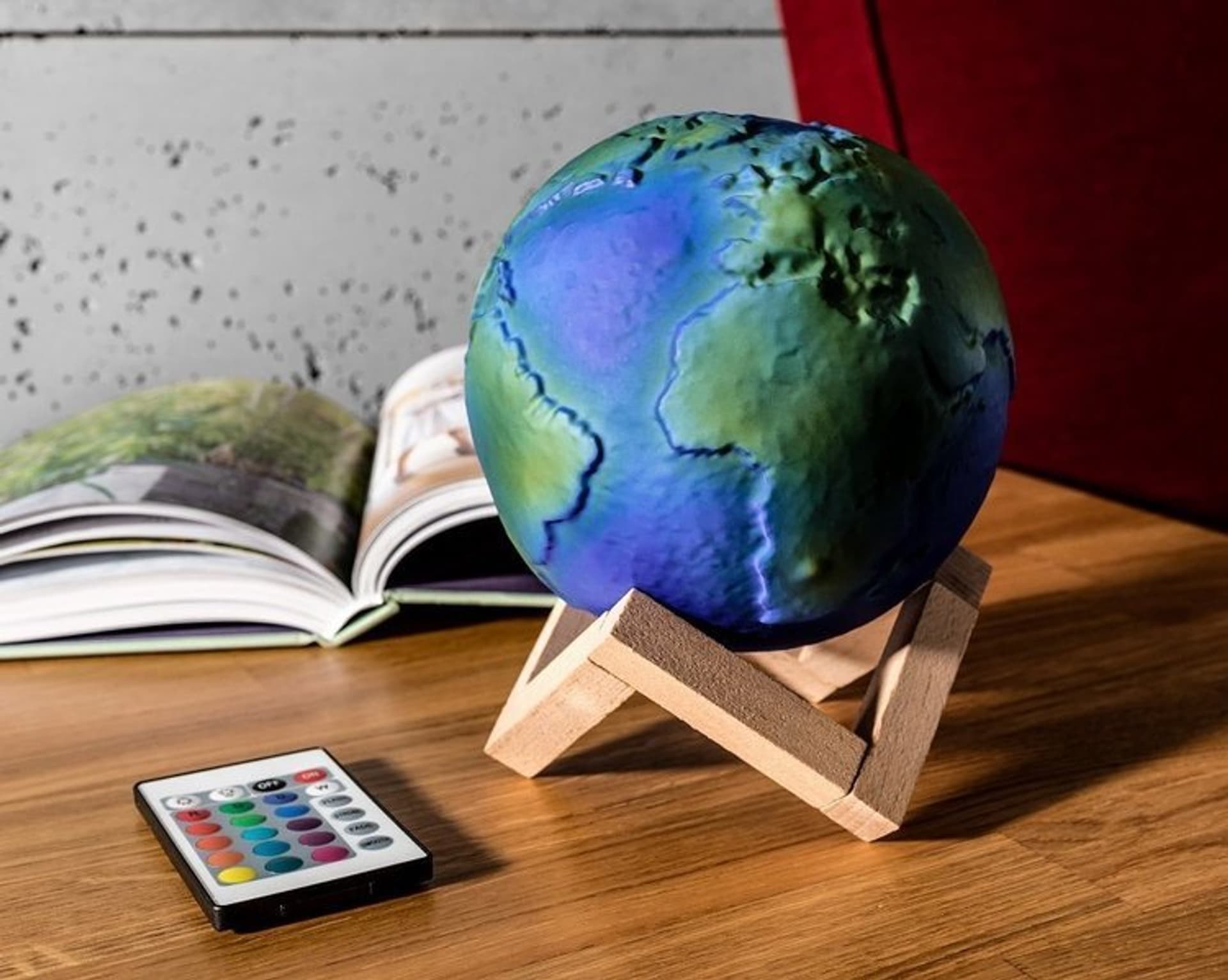 

Lampka KULA ZIEMISKA 3D