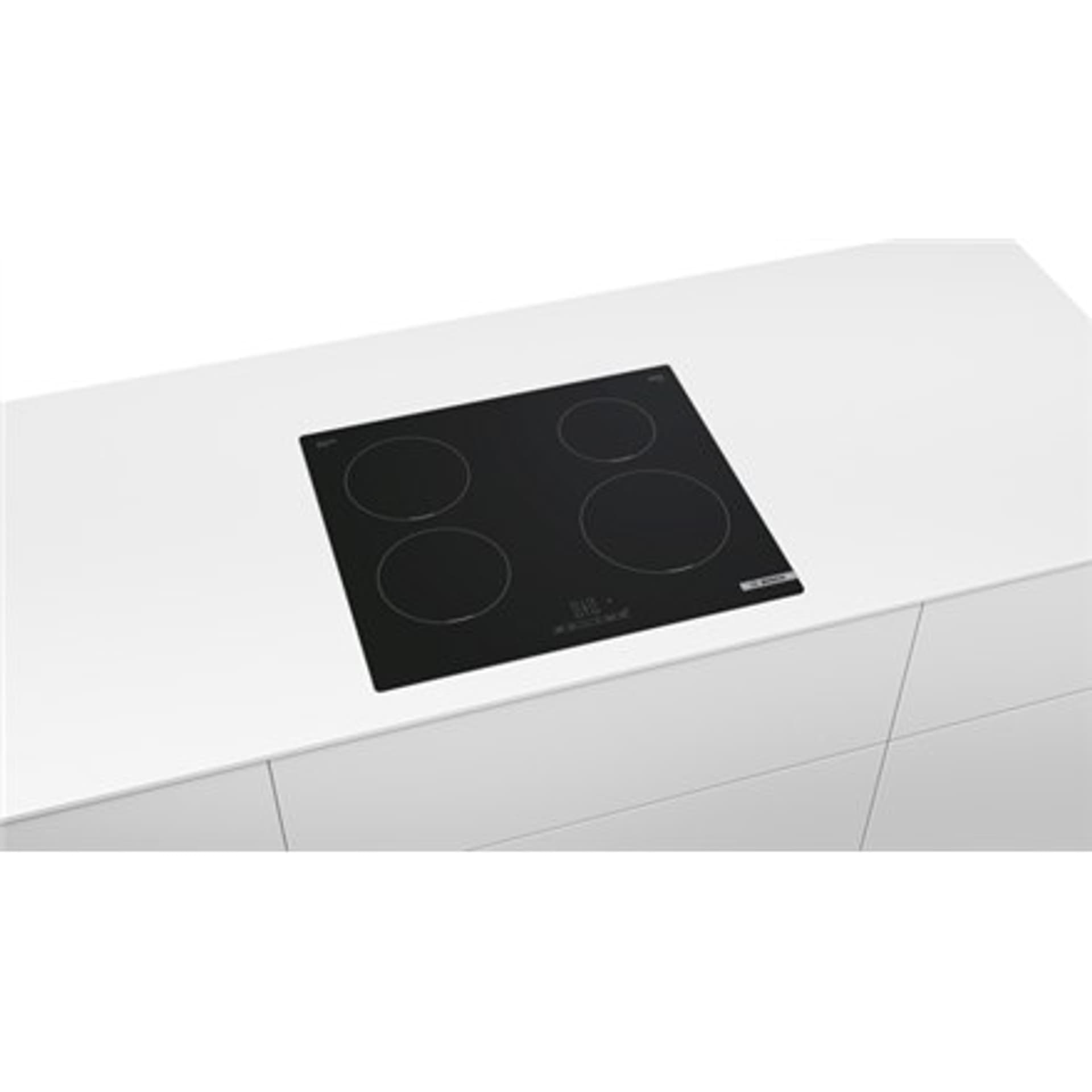 

Bosch Hob PUE611BB5D Induction, Number of burners/cooking zones 4, Touch, Timer, Black