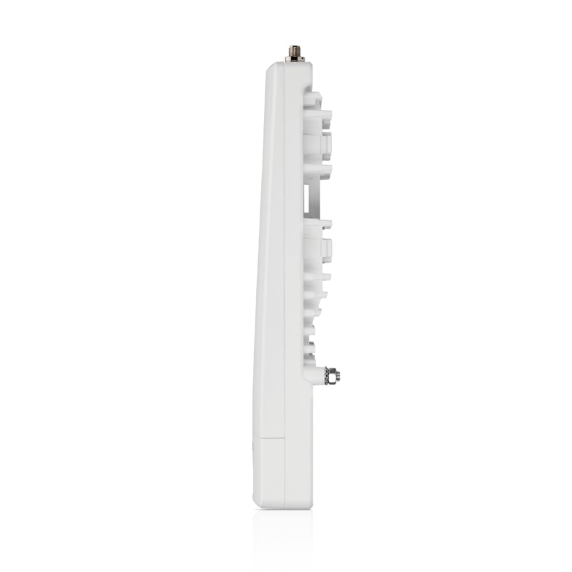 

UBIQUITI LTU-ROCKET LTU PTMP AP STATION 5GHZ, 600+ Mbps, UP TO 64 CLIENTS, 2 Mpps
