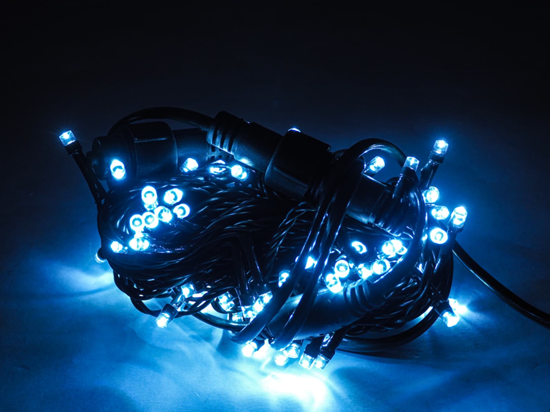 

1 szt. PS Lampki choinkowe 100 LED niebieskie, zewnętrzne, IP44.