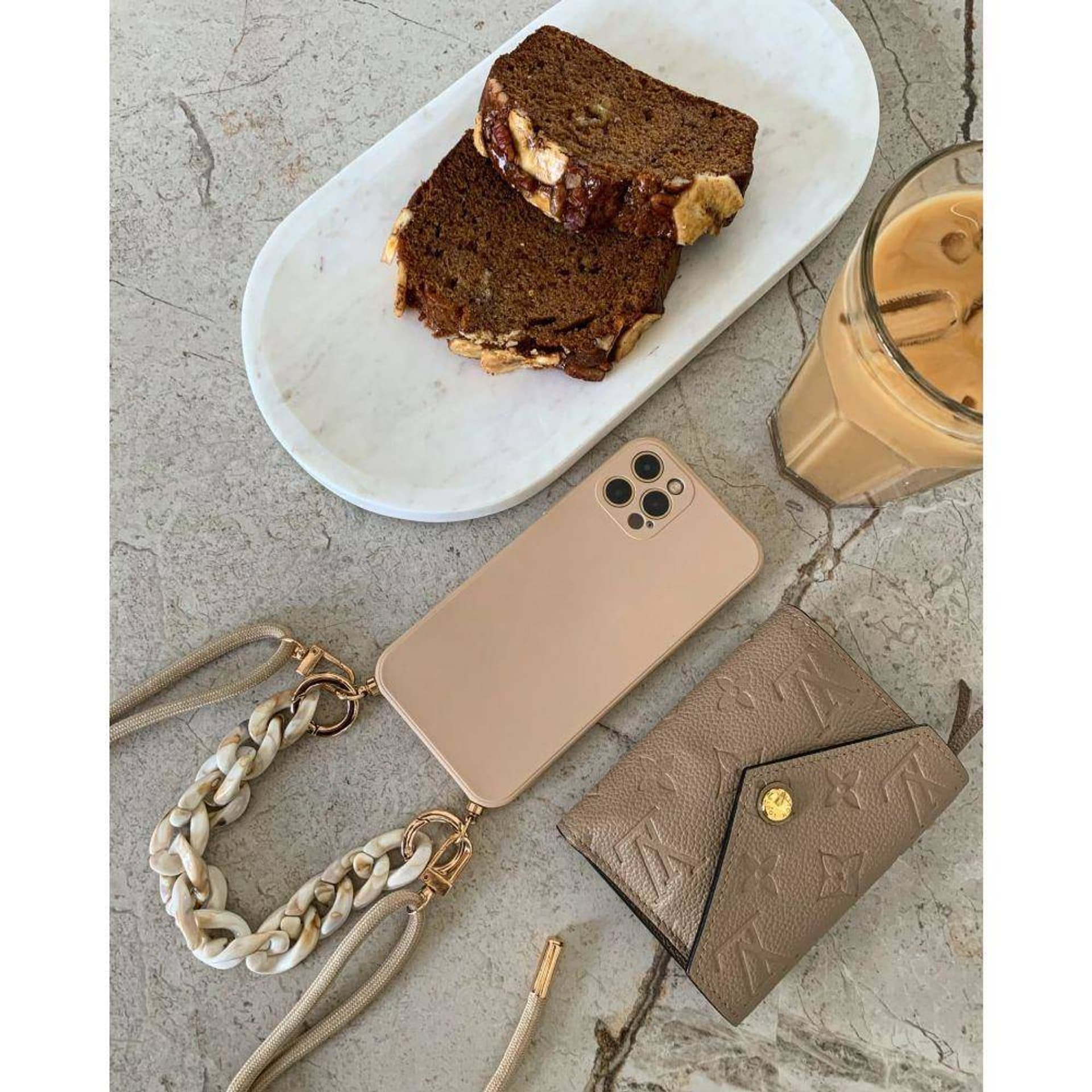 

Etui IPHONE 13 Tech-Protect Icon Chain beżowe