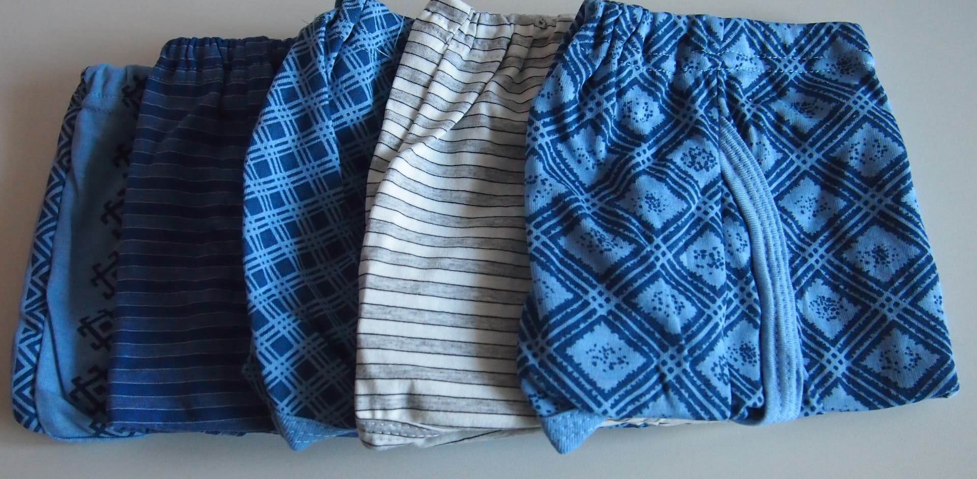 

SLIPY R.3XL-5XL (kolor mix kolor / mix wzór, rozmiar XXXXL)