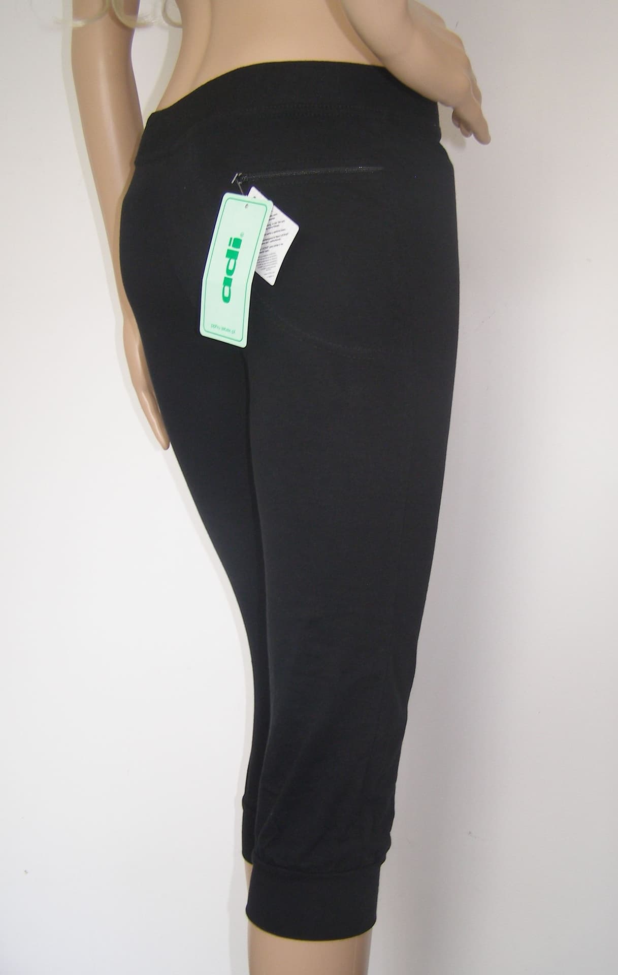 

SPODNIE SPORTOWE EXPRES 3/4 (kolor czarny, rozmiar XXXL)