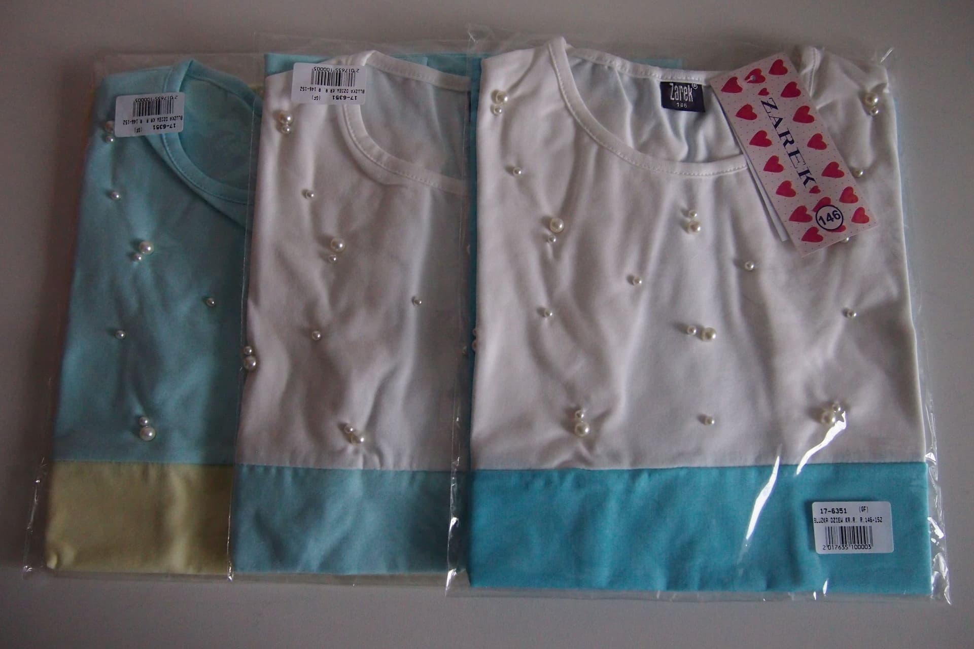 

BLUZKA DZIEWCZĘCA KR R.158-164 SALE (kolor mix kolor)