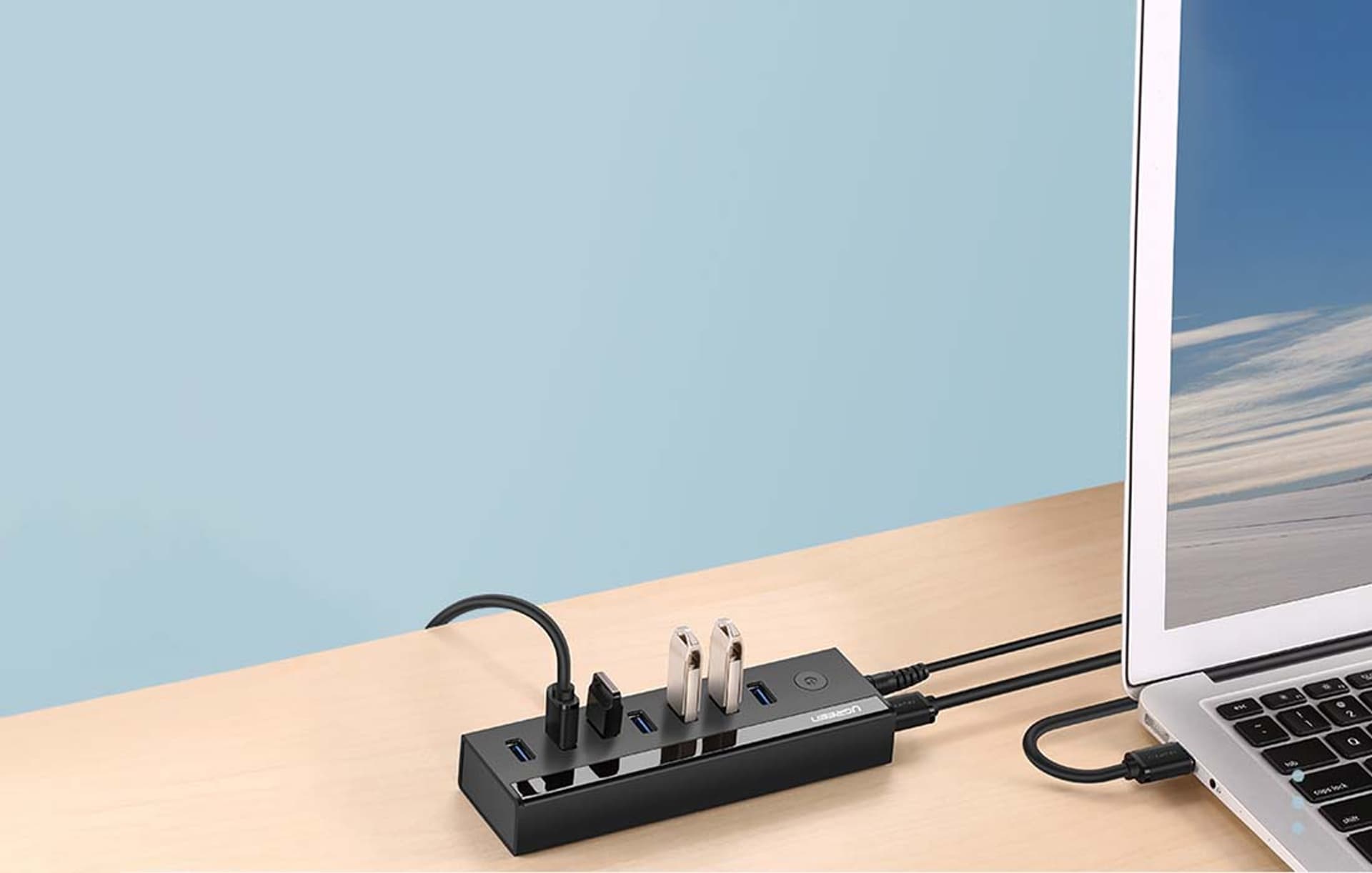 

Adapter 7w1 UGREEN US219 Hub USB do 7x USB 3.0 (szary)