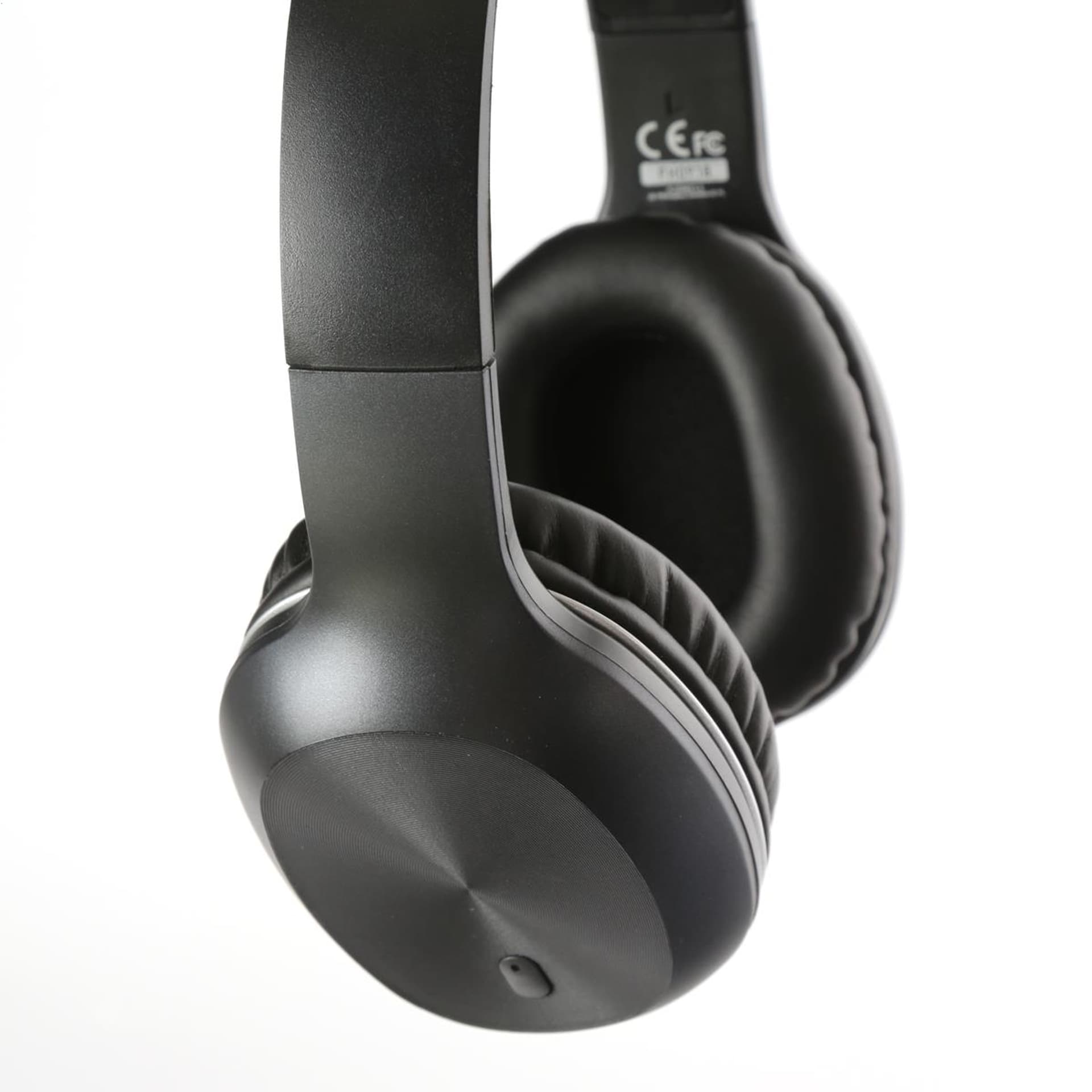 

FREESTYLE SŁUCHAWKI NAUSZNE BLUETOOTH Z MIKROFONEM WIRELESS HEADPHONES BLUETOOTH WITH MICROPHONE [44457]