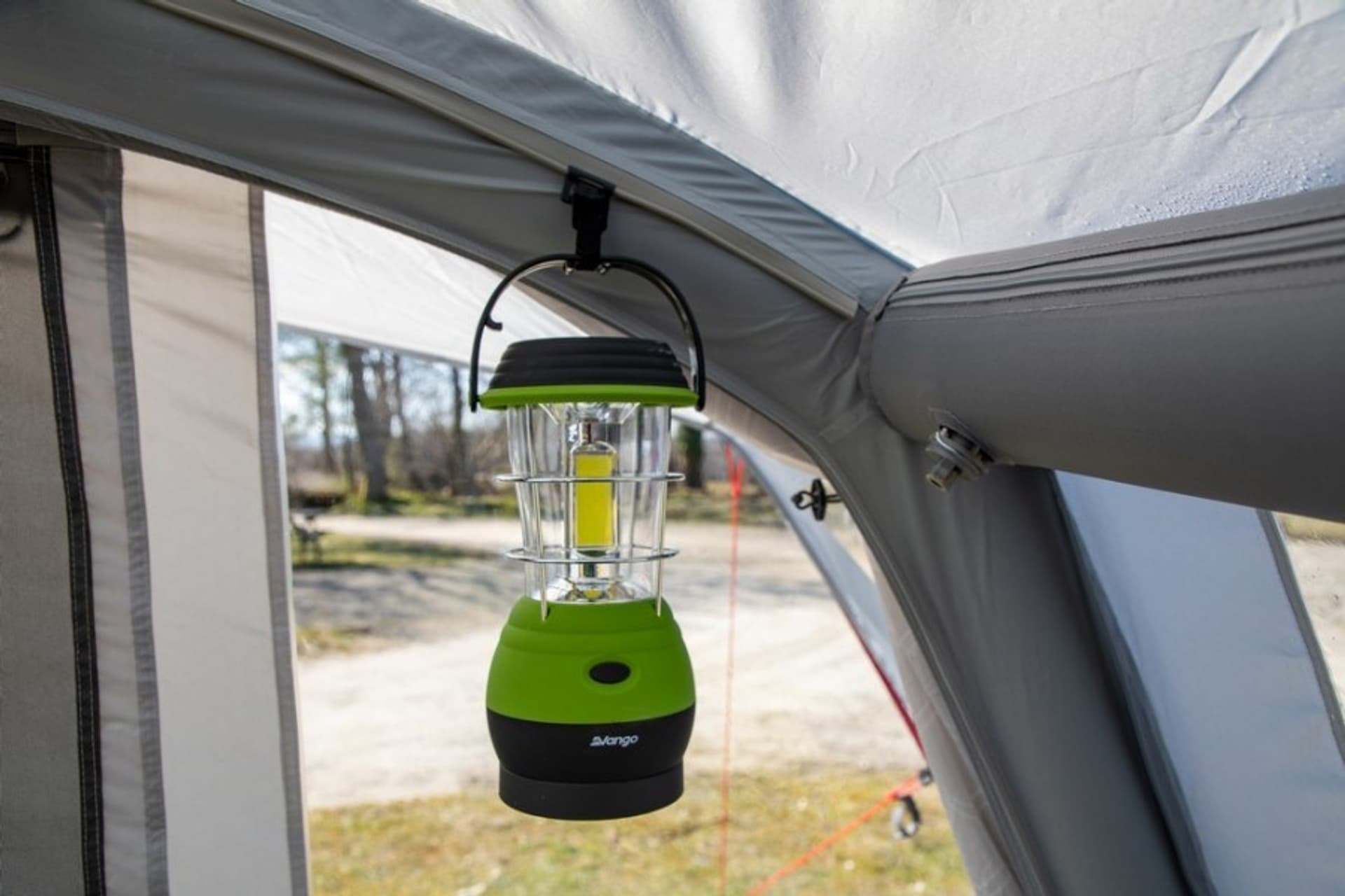 

Lampa Vango Lunar 250 Eco Recharge USB
