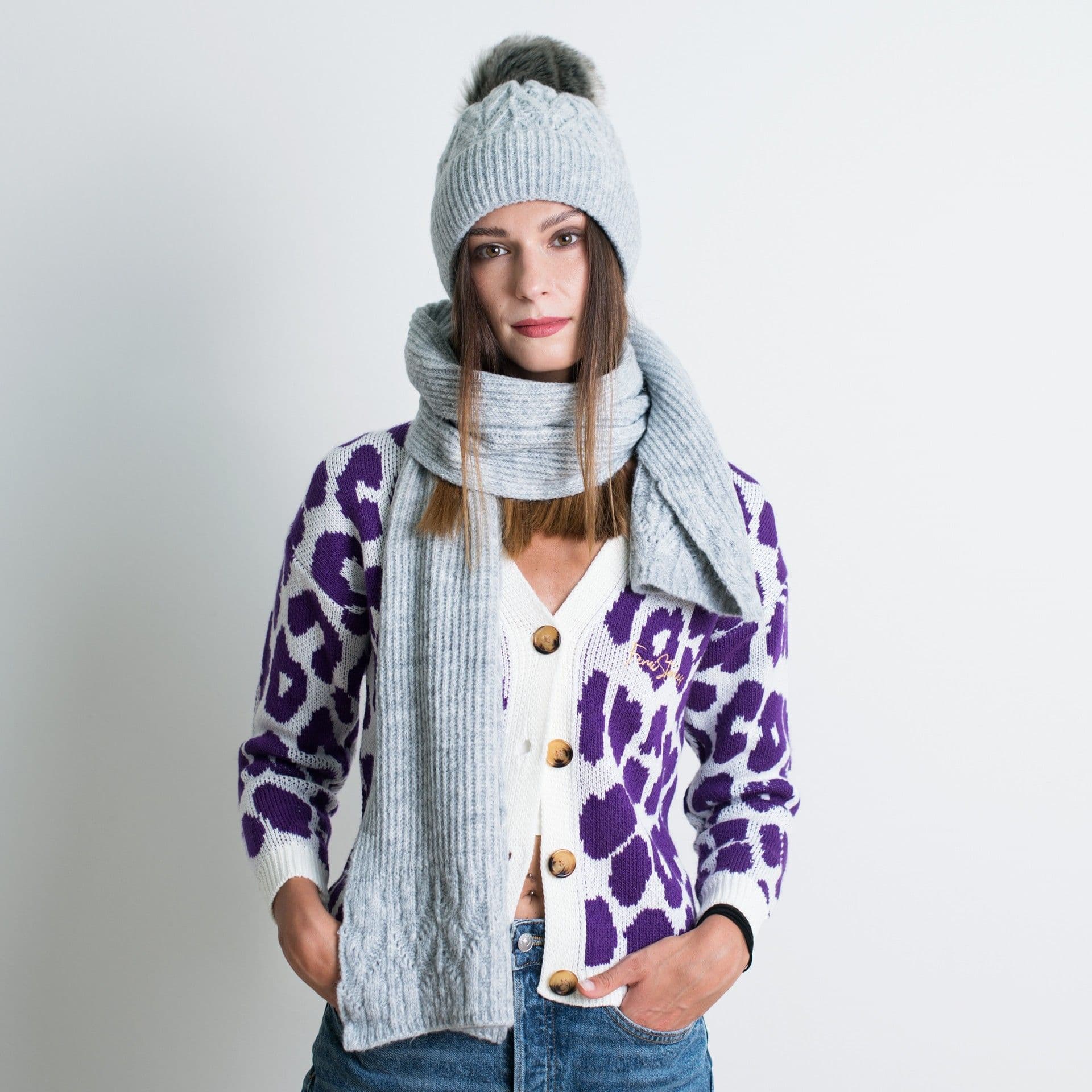 

Komplet Łomnica Jasny Szary (Rozmiar Uniwersalny)