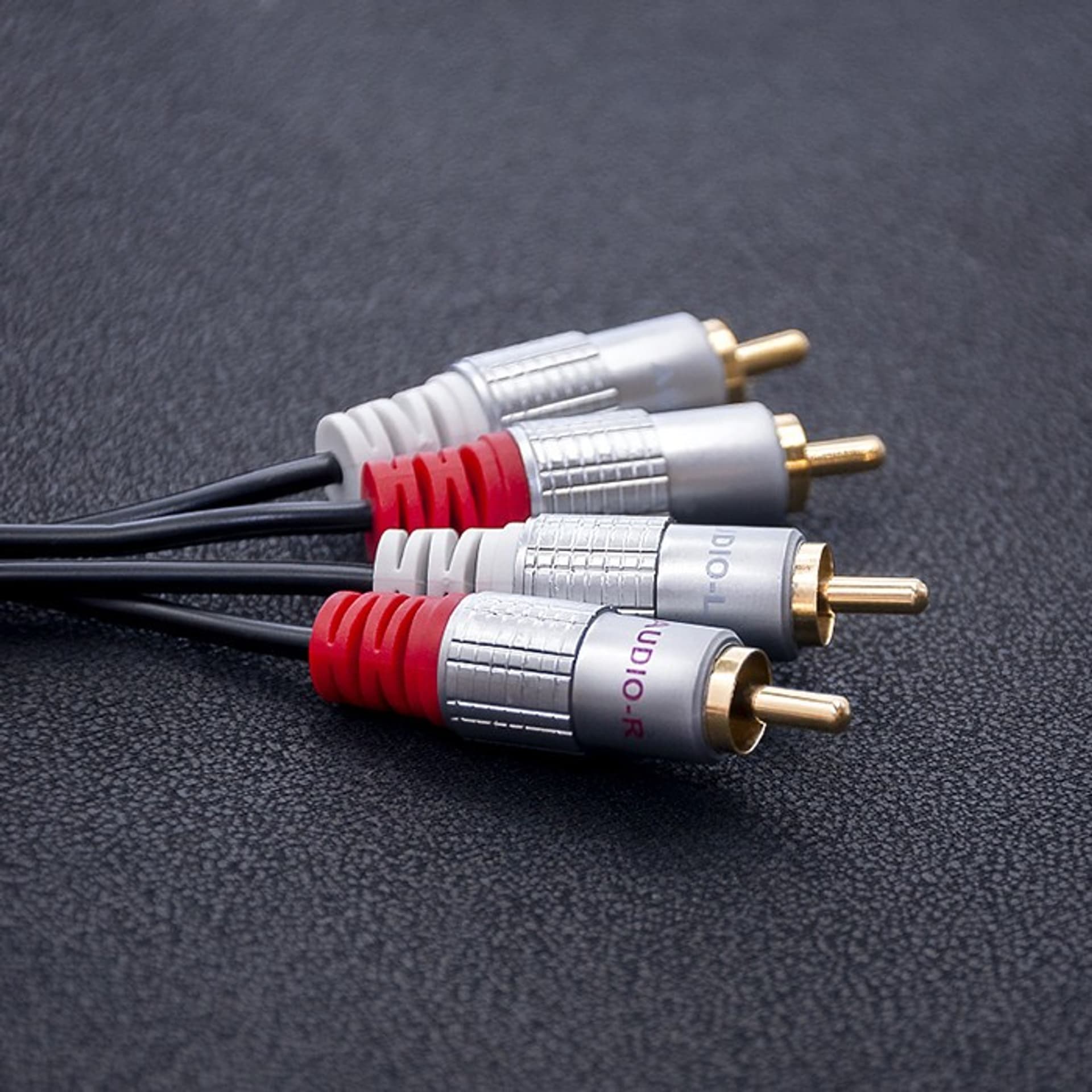 

Kabel 2xRCA męski / 2xRCA męski | 1m | czarny