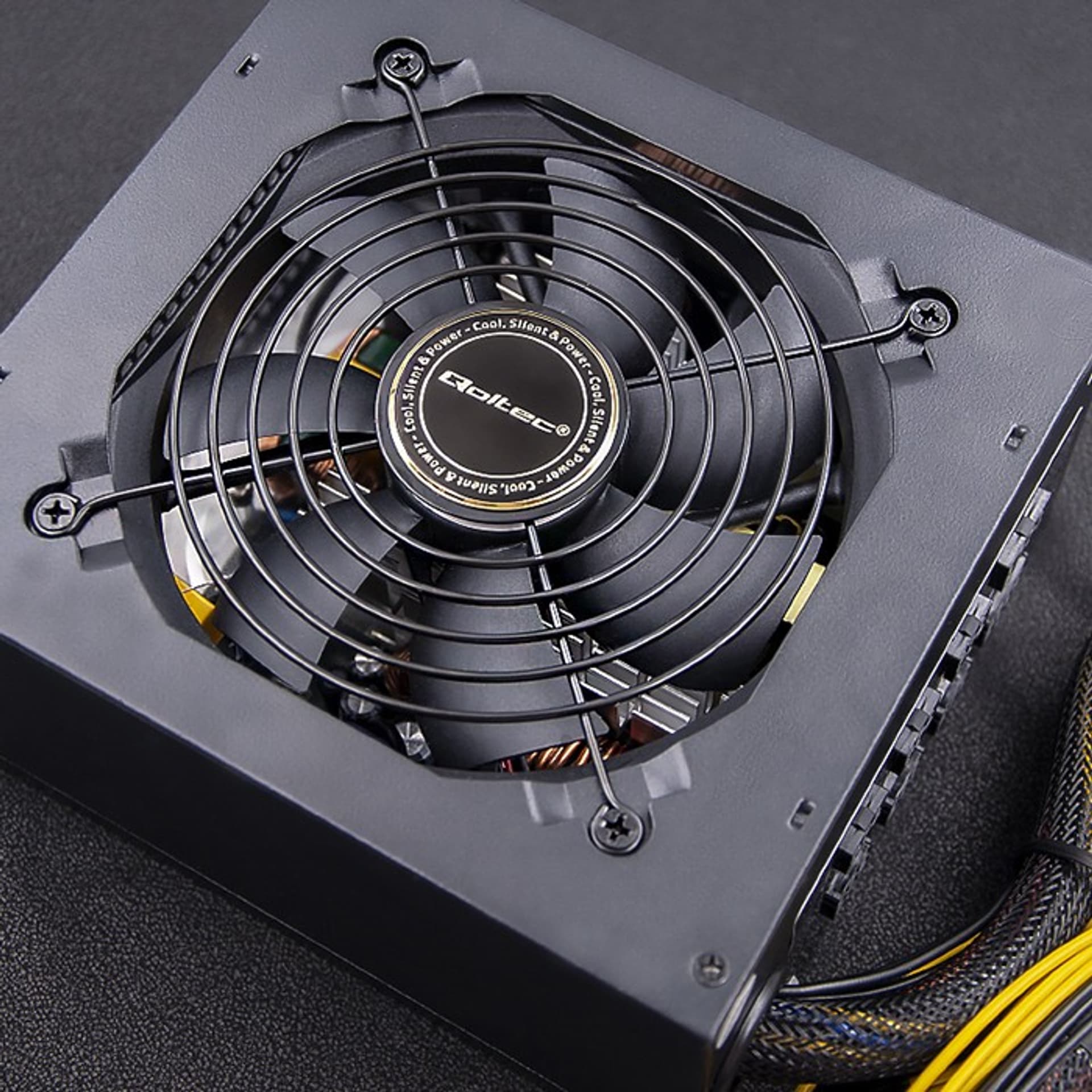 

Zasilacz ATX SILENT DRAGON 700W | 80 Plus | Gaming