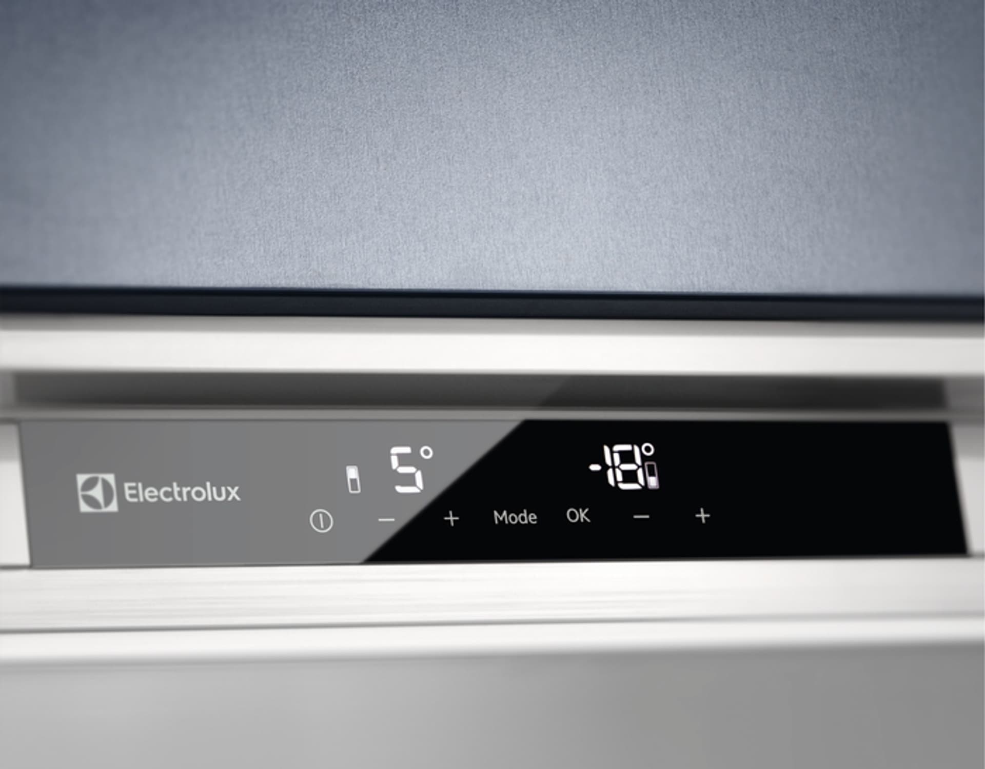 

Lodówka ELECTROLUX Seria 800 A++ 925 561 035