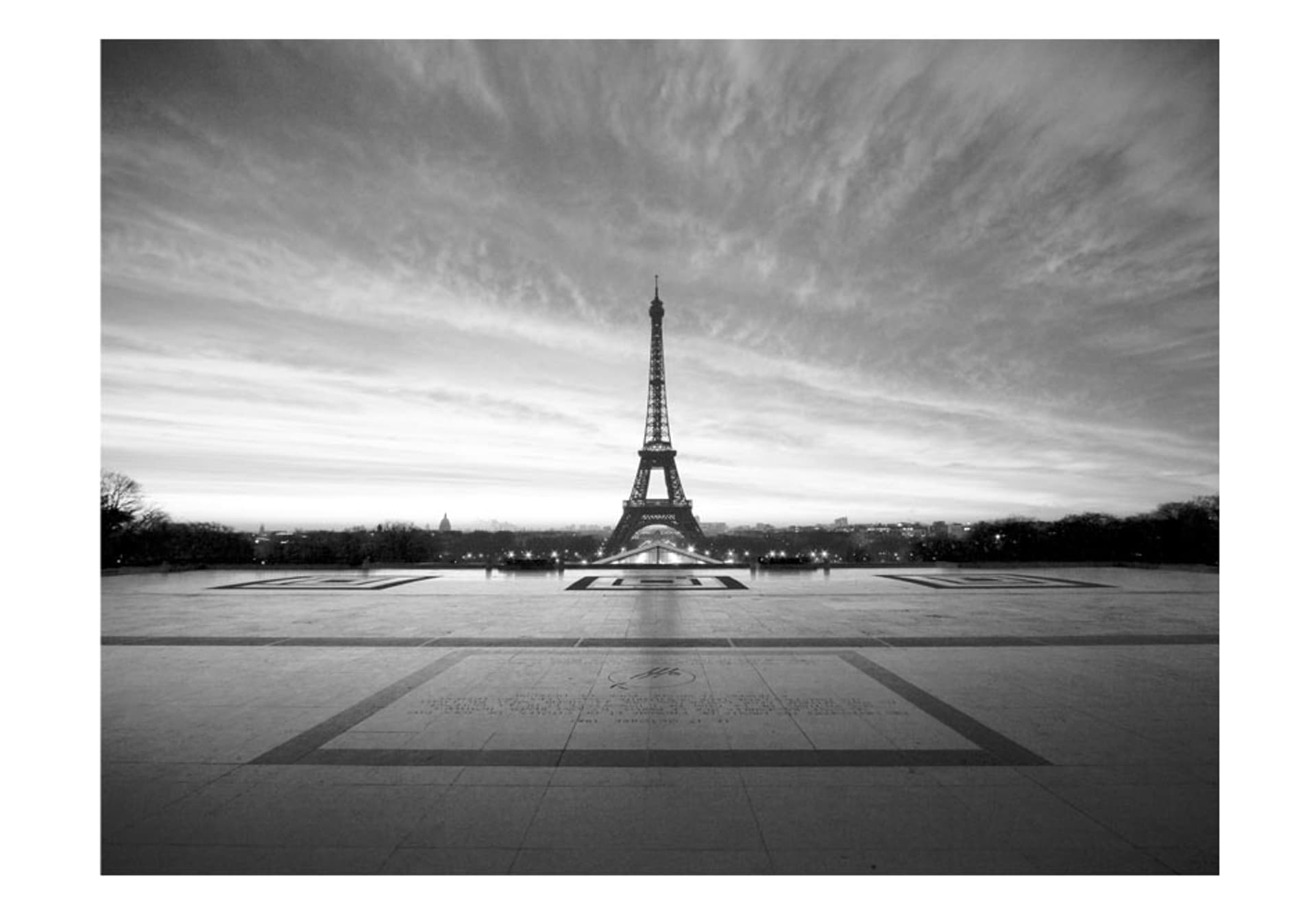 

Fototapeta - The Iron Lady (rozmiar 400x309)
