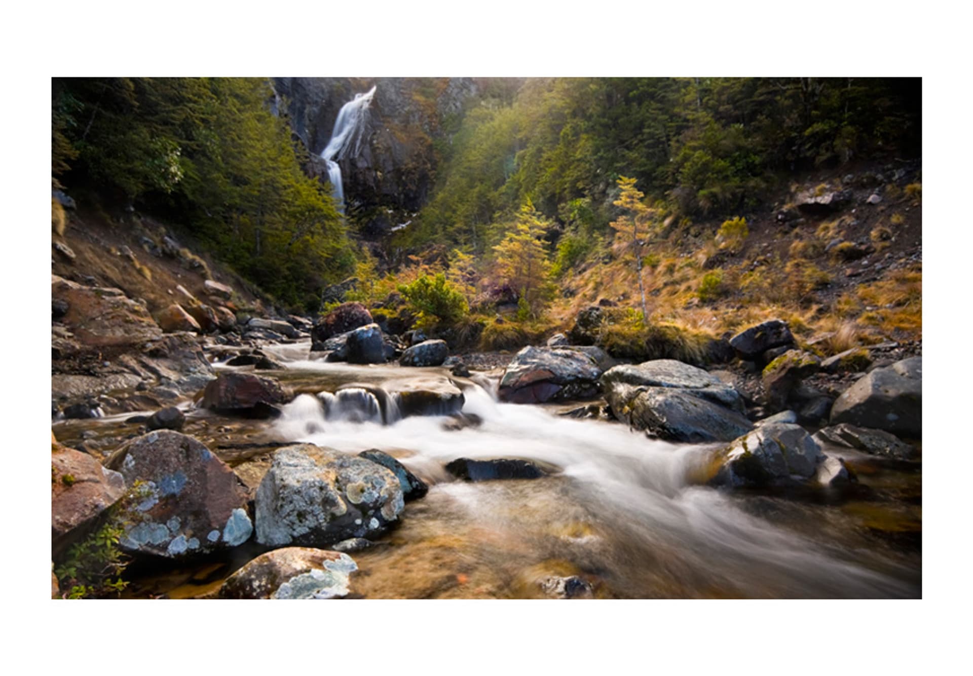 

Fototapeta - Ohakune - Waterfalls in New Zealand (rozmiar 450x270)