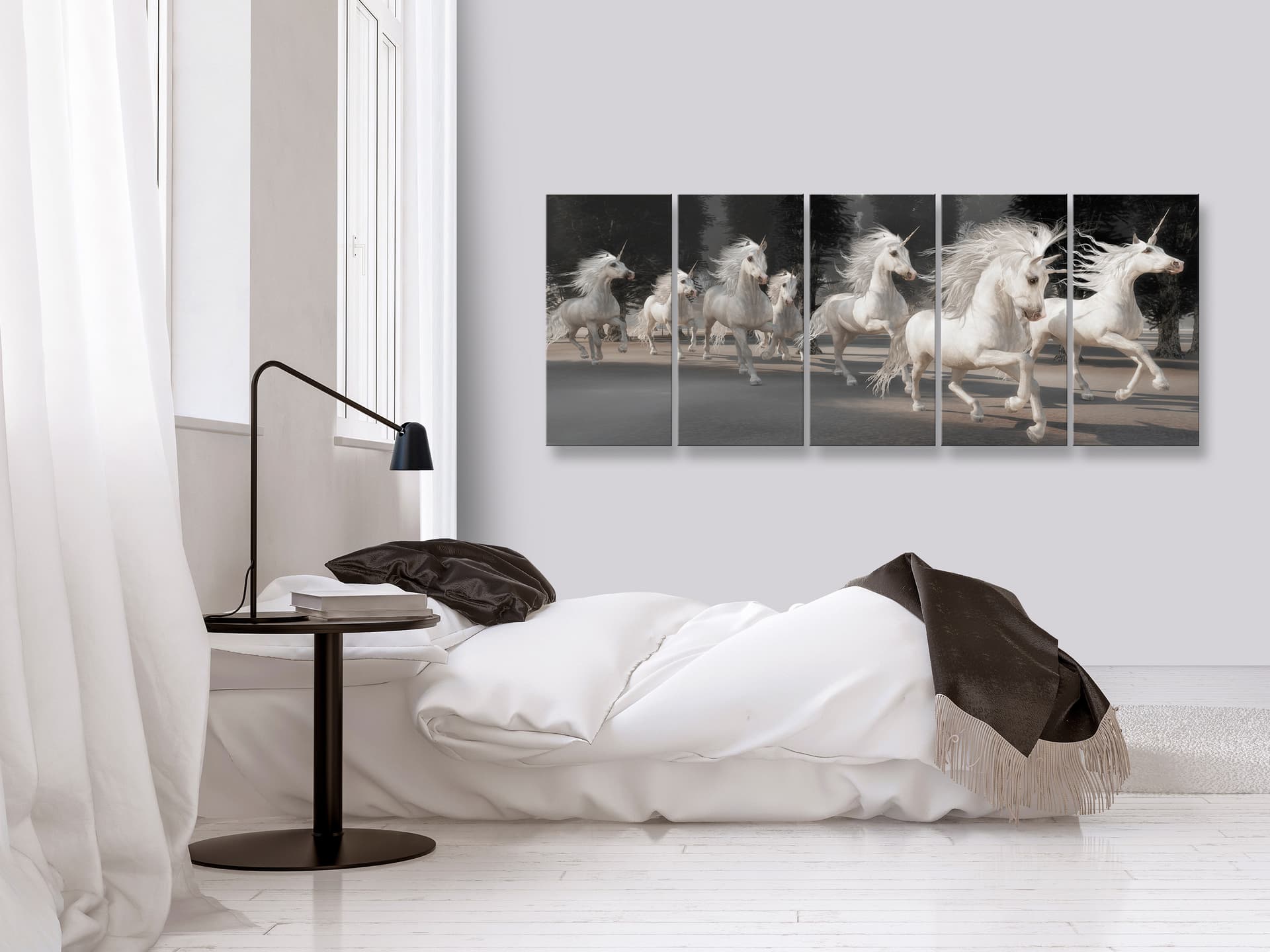 

Obraz - Bieg jednorożców (5-częściowy) wąski (rozmiar 225x90)