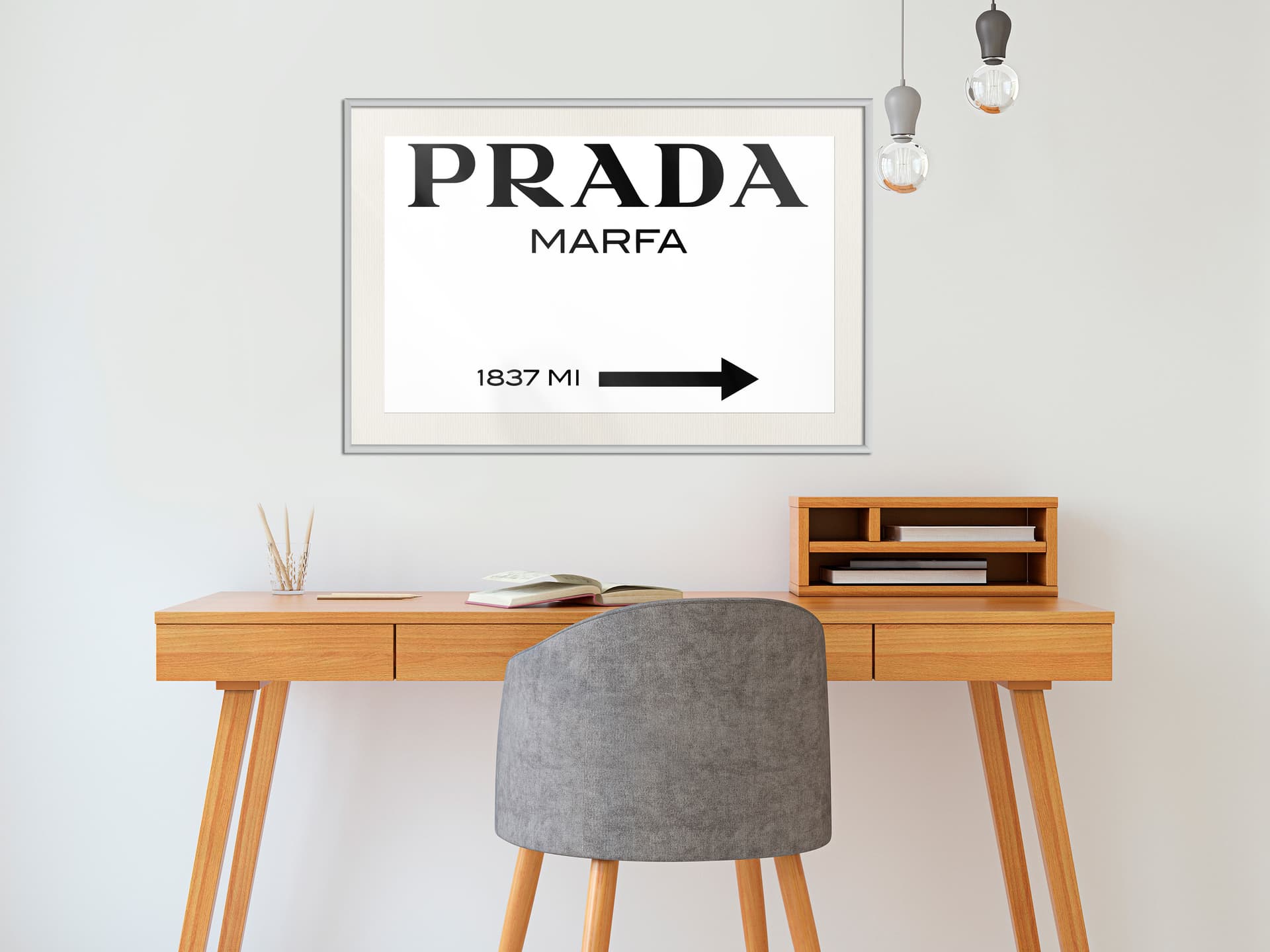 

Plakat - Prada (biały) (rozmiar 45x30, wykończenie Rama biała z passe-partout)