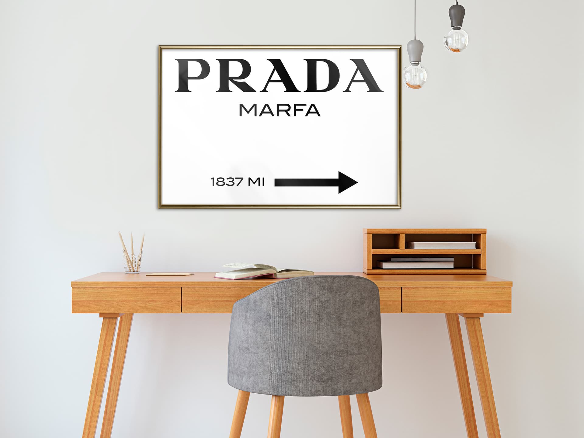 

Plakat - Prada (biały) (rozmiar 90x60, wykończenie Rama złota)