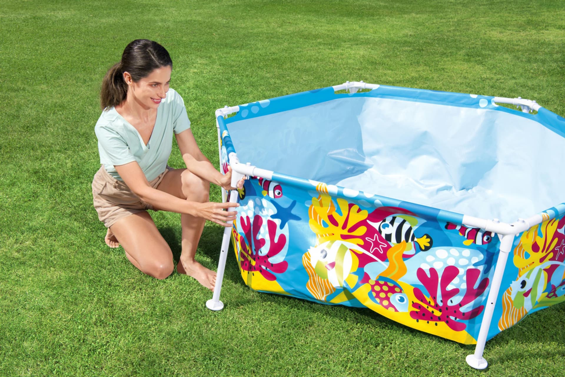 

Basen Ogrodowy Stelażowy Z Daszkiem 183 cm x 51 cm Bestway 5618T