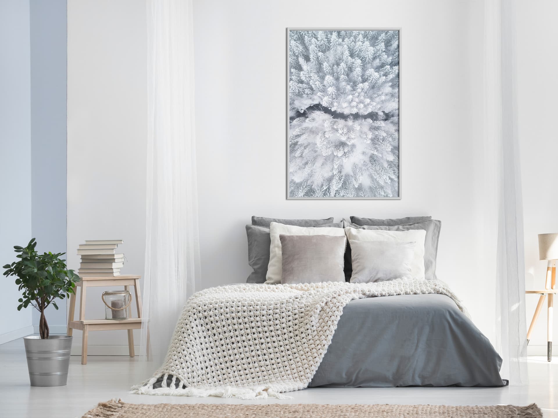 

Plakat - Zimowy las z lotu ptaka (rozmiar 20x30, wykończenie Rama biała)