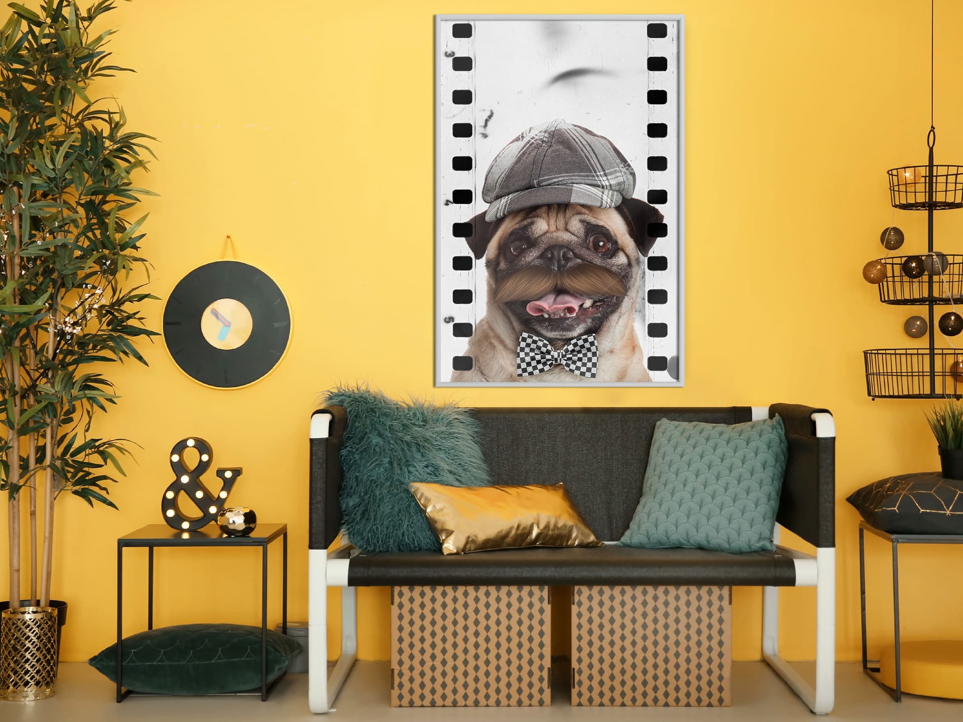 

Plakat - Przebrany mops (rozmiar 40x60, wykończenie Rama biała)