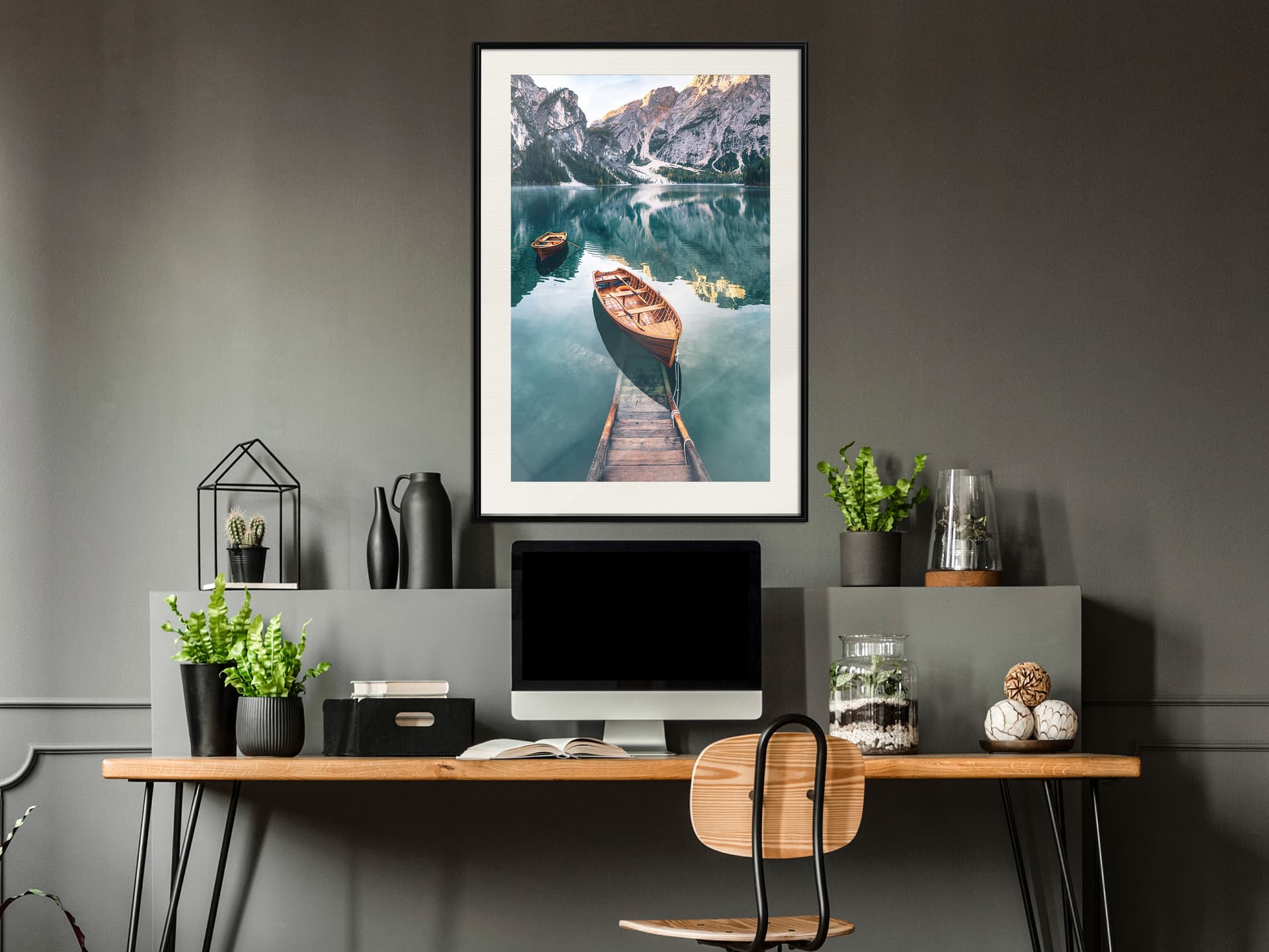 

Plakat - Jezioro w górskiej dolinie (rozmiar 20x30, wykończenie Rama czarna z passe-partout)