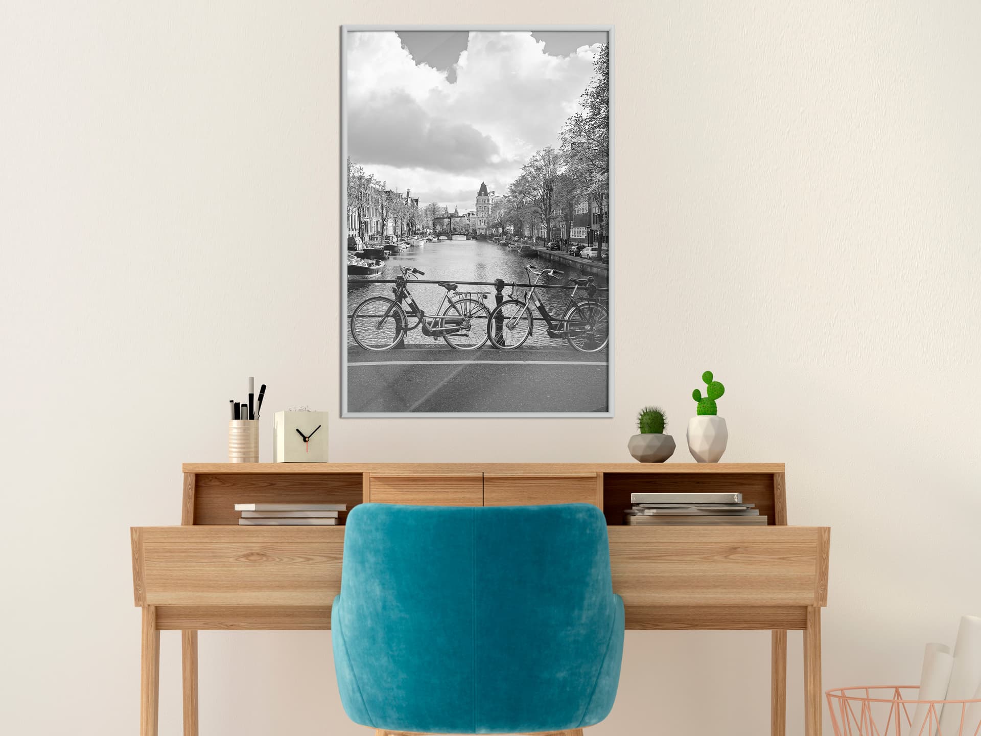 

Plakat - Rowery na tle kanału (rozmiar 20x30, wykończenie Rama biała)