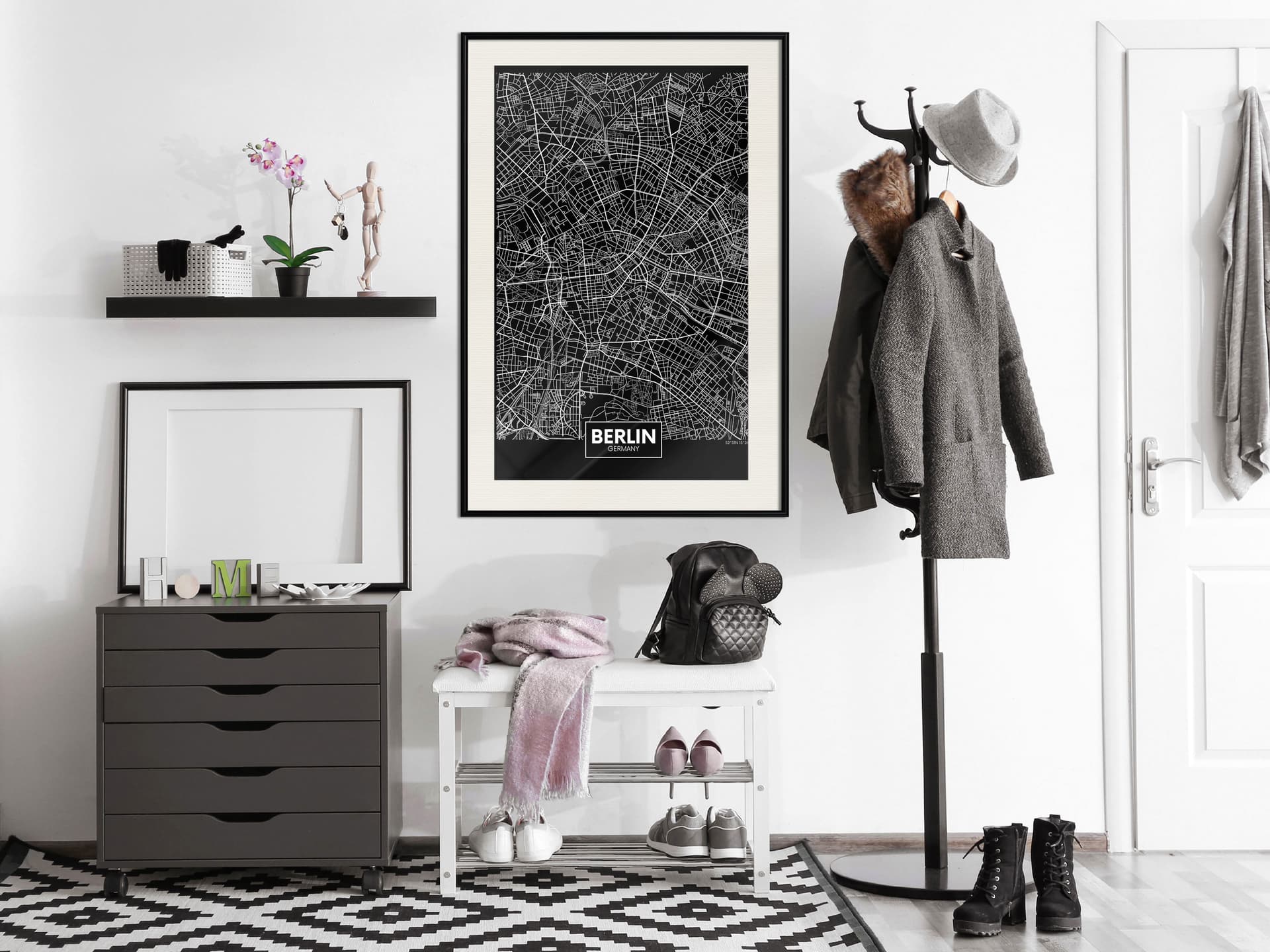 

Plakat - Plan miasta: Berlin (ciemny) (rozmiar 40x60, wykończenie Rama czarna z passe-partout)
