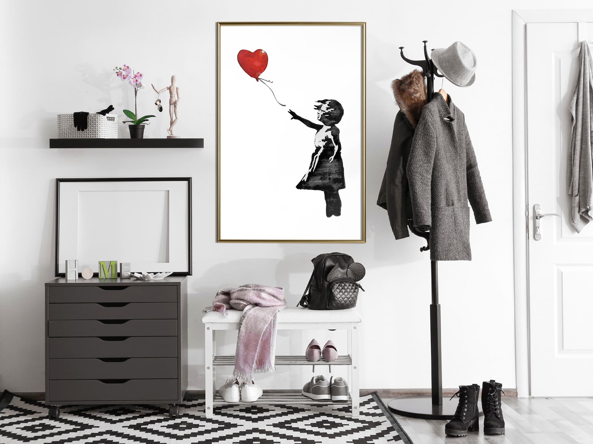 

Plakat - Banksy: Girl with Balloon II (rozmiar 20x30, wykończenie Rama złota)