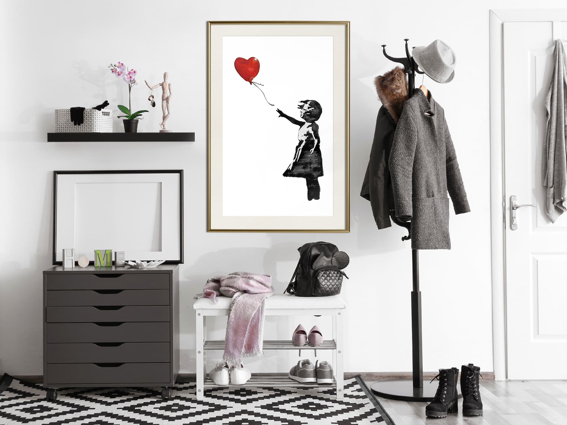 

Plakat - Banksy: Girl with Balloon II (rozmiar 20x30, wykończenie Rama złota z passe-partout)