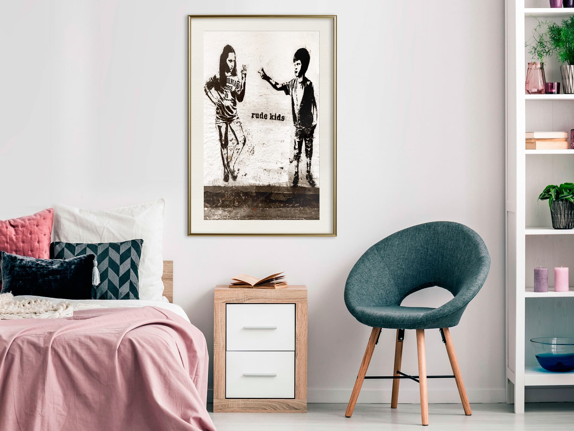 

Plakat - Banksy: Rude Kids (rozmiar 30x45, wykończenie Rama złota z passe-partout)