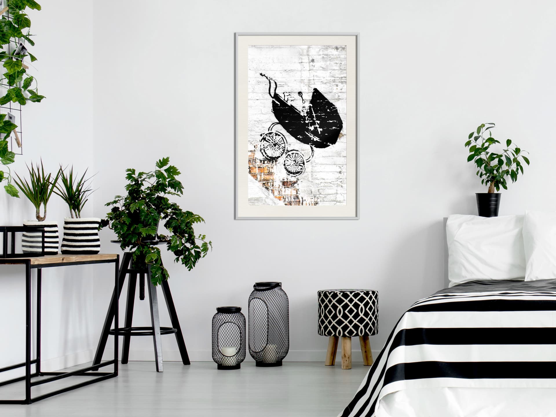 

Plakat - Banksy: Baby Stroller (rozmiar 40x60, wykończenie Rama biała z passe-partout)