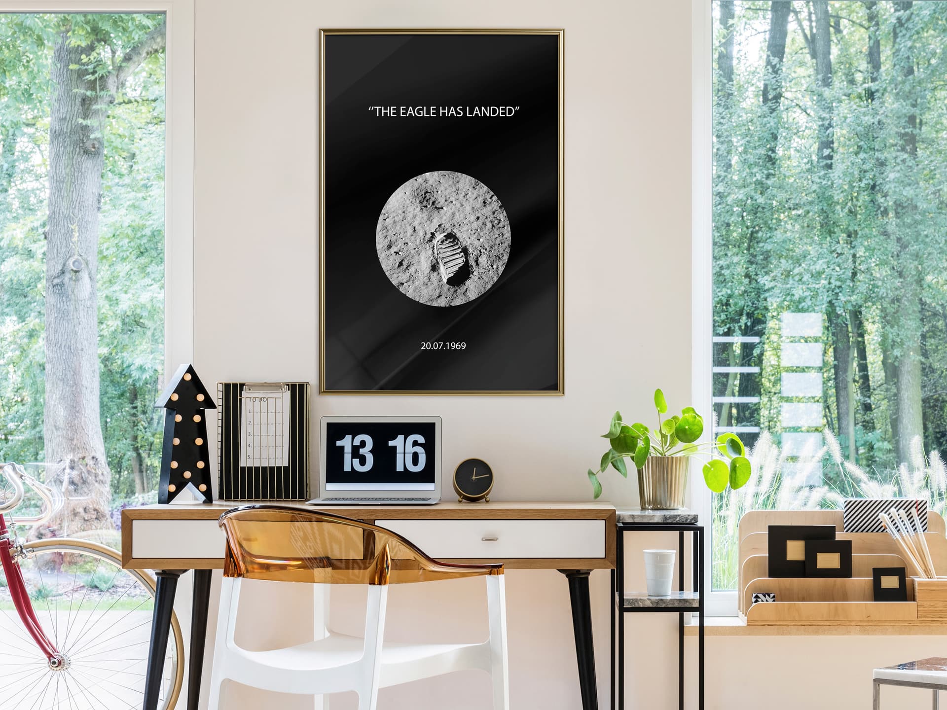 

Plakat - Mały krok (rozmiar 20x30, wykończenie Rama złota)