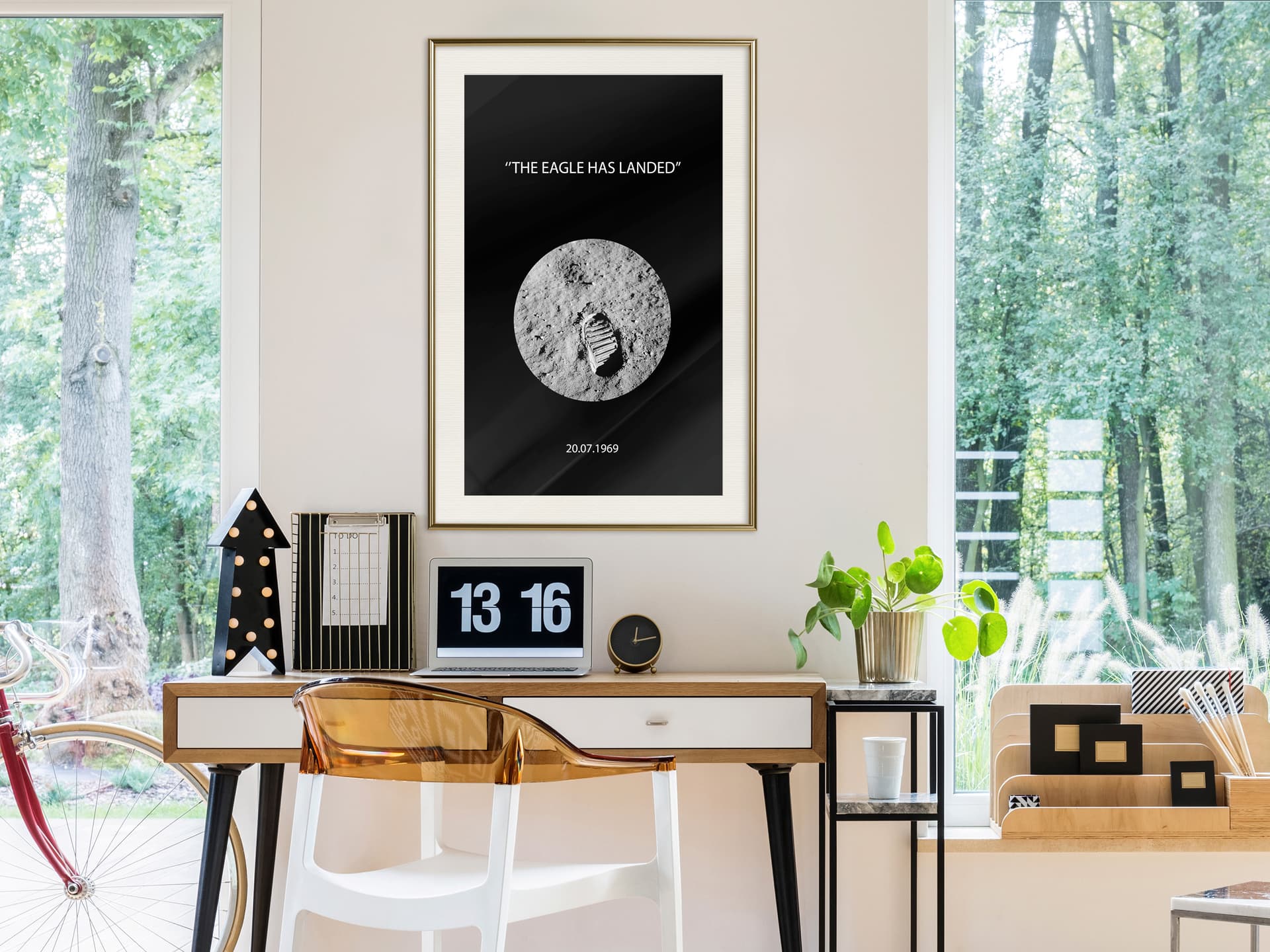 

Plakat - Mały krok (rozmiar 20x30, wykończenie Rama złota z passe-partout)