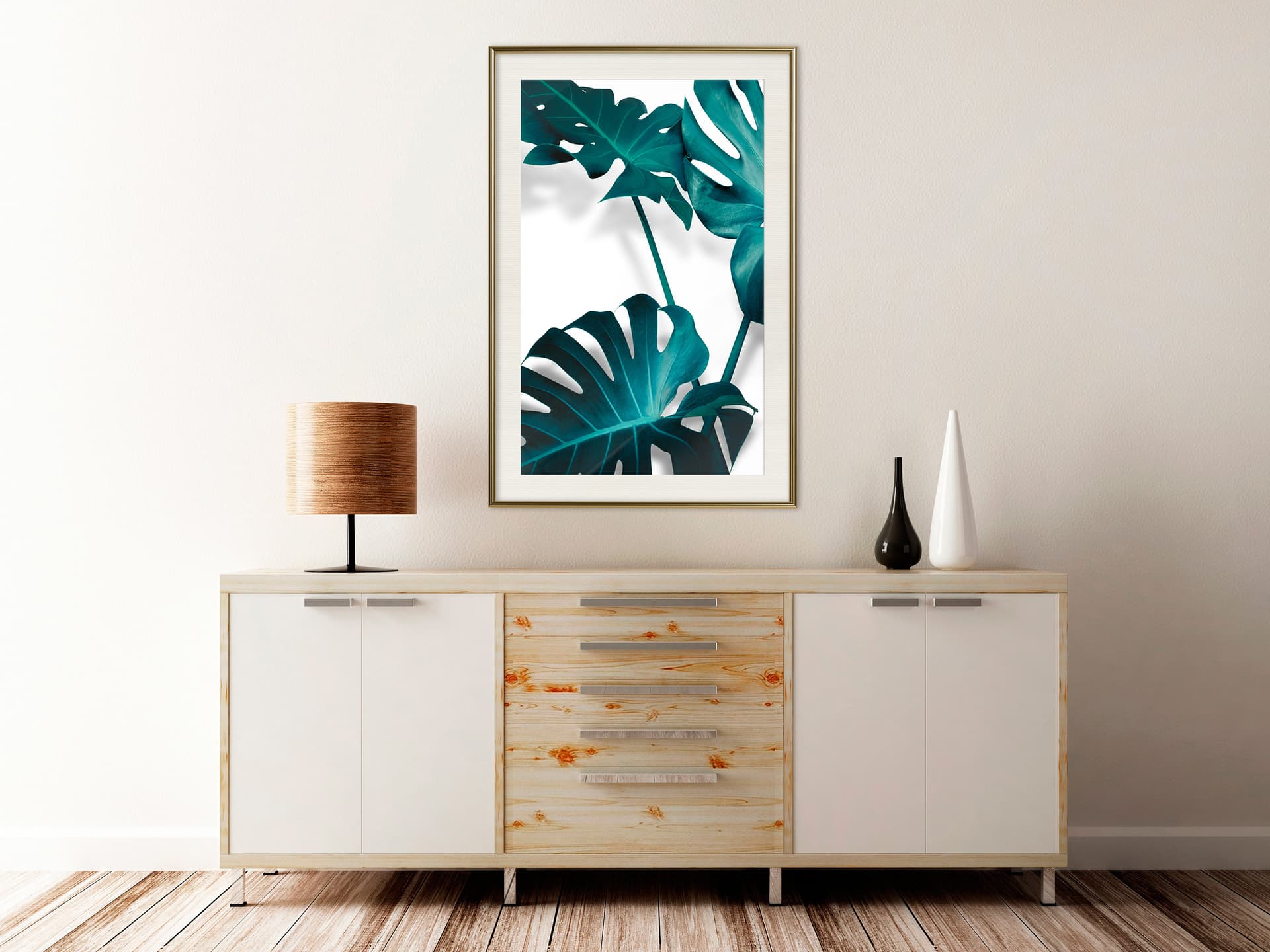 

Plakat - Turkusowa monstera II (rozmiar 40x60, wykończenie Rama złota z passe-partout)