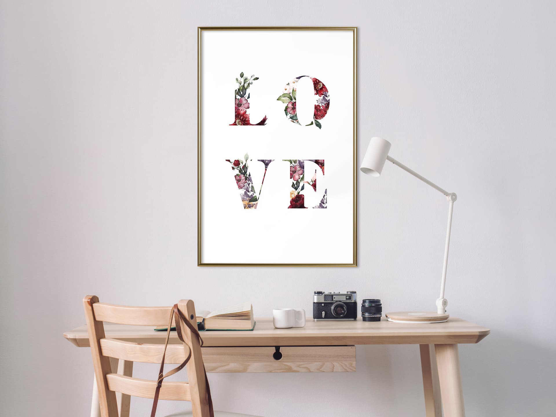 

Plakat - Kwiatowe Love (rozmiar 30x45, wykończenie Rama złota)