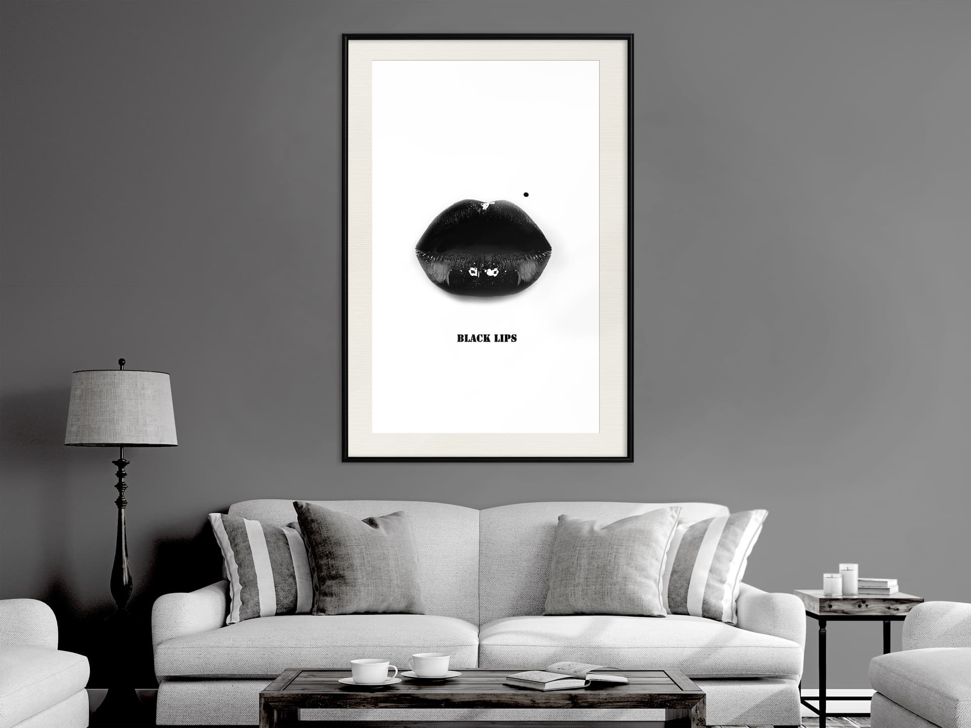 

Plakat - Zabójczy pocałunek (rozmiar 40x60, wykończenie Rama czarna z passe-partout)