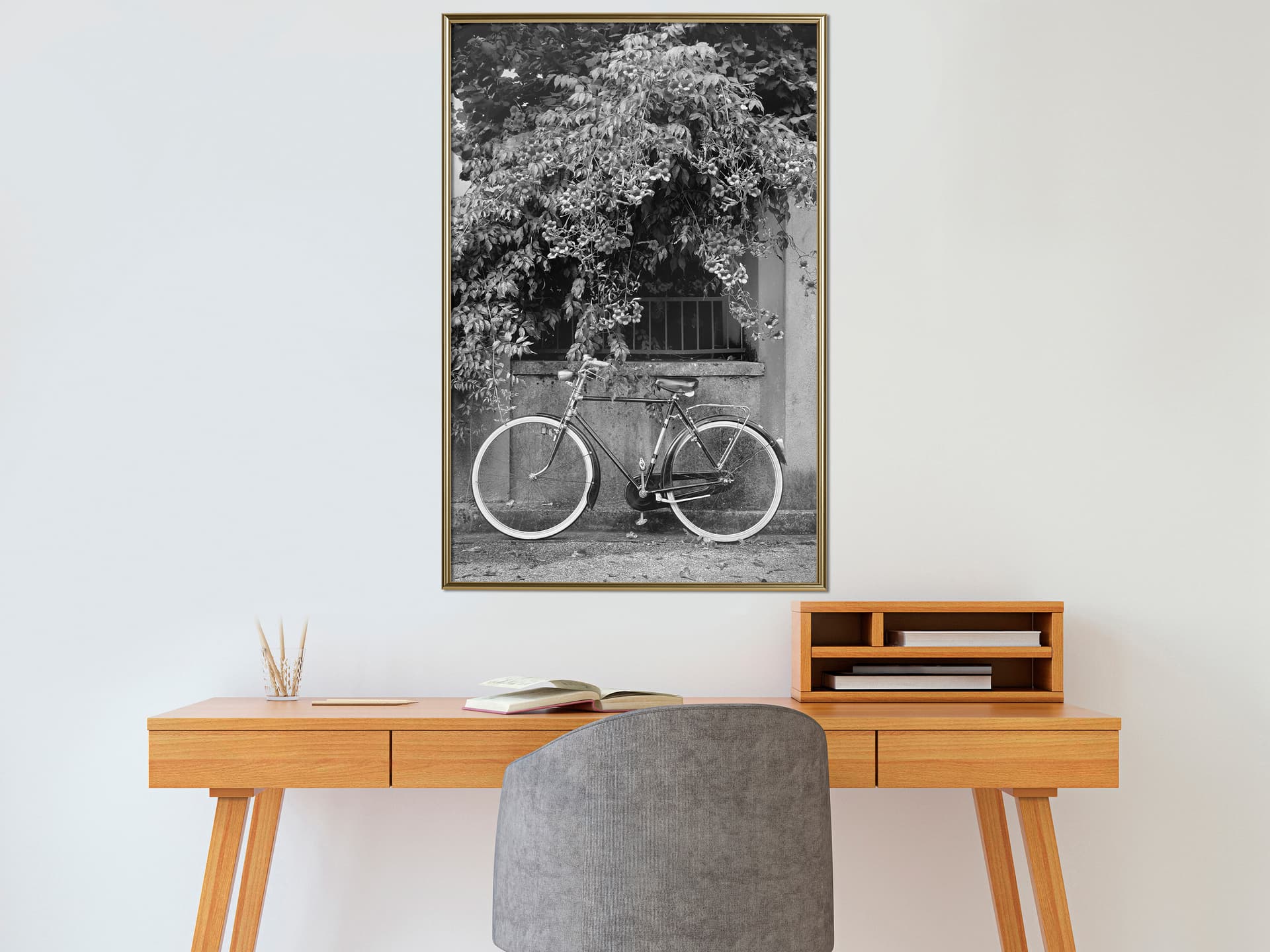 

Plakat - Rower z białymi oponami (rozmiar 30x45, wykończenie Rama złota)