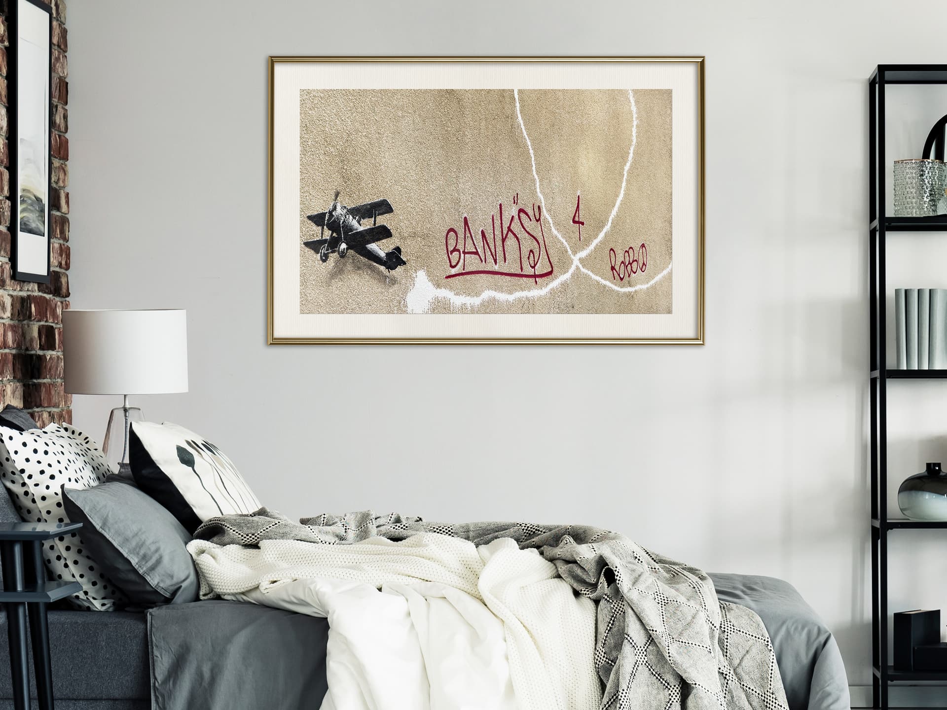 

Plakat - Banksy: Love Plane (rozmiar 90x60, wykończenie Rama złota z passe-partout)